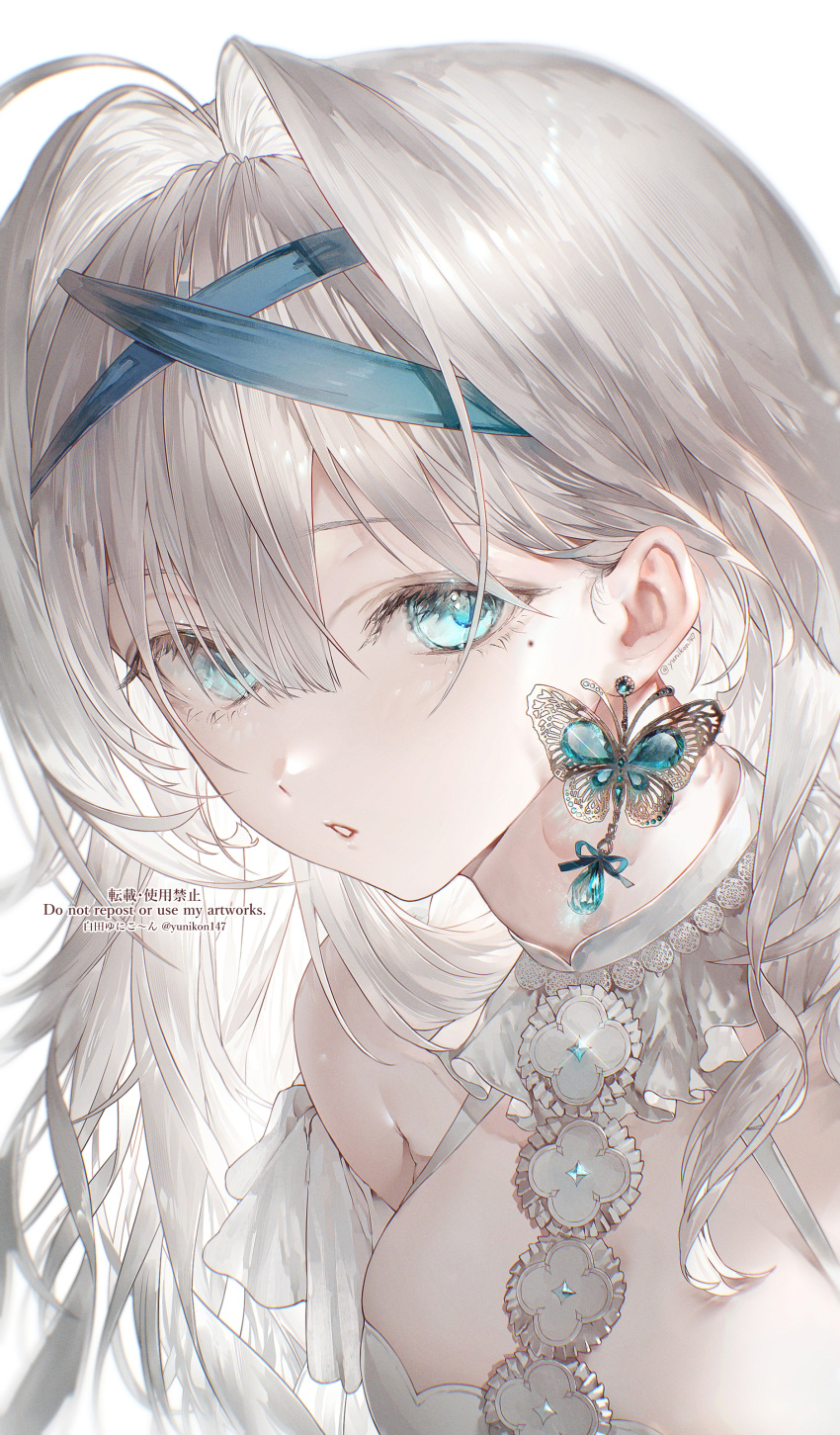 1girl :o absurdres ahoge bare_shoulders blue_eyes blue_hairband breasts butterfly_earrings earrings grey_hair hair_intakes hairband highres jewelry large_breasts long_hair looking_at_viewer mole mole_under_eye original parted_lips simple_background solo upper_body white_background yunikon