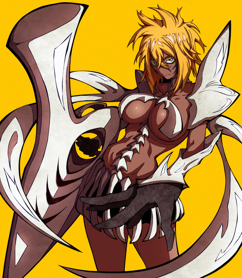 1girl abs absurdres armor bleach blonde_hair bone breasts facial_mark foreshortening gloves green_eyes highres kekel looking_at_viewer outstretched_arm pauldrons serious shoulder_armor simple_background solo sword tier_harribel underboob weapon yellow_background