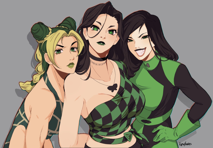 3girls bare_shoulders black_hair black_lips blonde_hair butterfly_necklace grin jojo_no_kimyou_na_bouken kim_possible kujo_jolyne lipstick long_hair looking_at_viewer makeup multicolored_hair multiple_girls shego smile tipsytrains two-tone_hair uniform