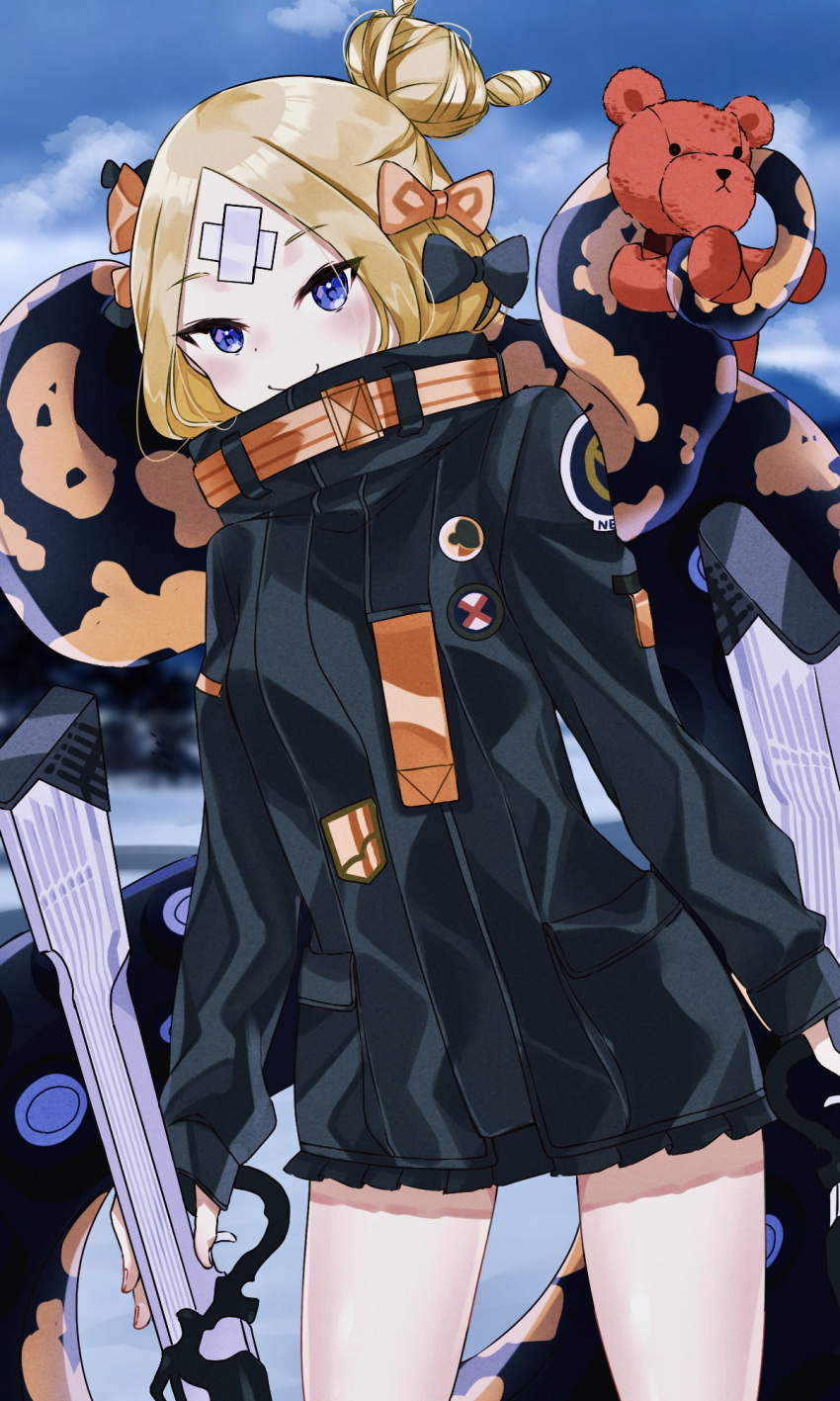 1girl abigail_williams_(fate) abigail_williams_(traveling_outfit)_(fate) bandaid bandaid_on_face bandaid_on_forehead bangs black_bow black_jacket blonde_hair blue_eyes blue_sky bow closed_mouth cloud cloudy_sky crossed_bandaids fate/grand_order fate_(series) forehead hair_bow hair_bun high_collar highres jacket long_sleeves looking_at_viewer multiple_bows orange_belt orange_bow outdoors parted_bangs shong sky sleeves_past_wrists smile solo stuffed_animal stuffed_toy teddy_bear tentacles