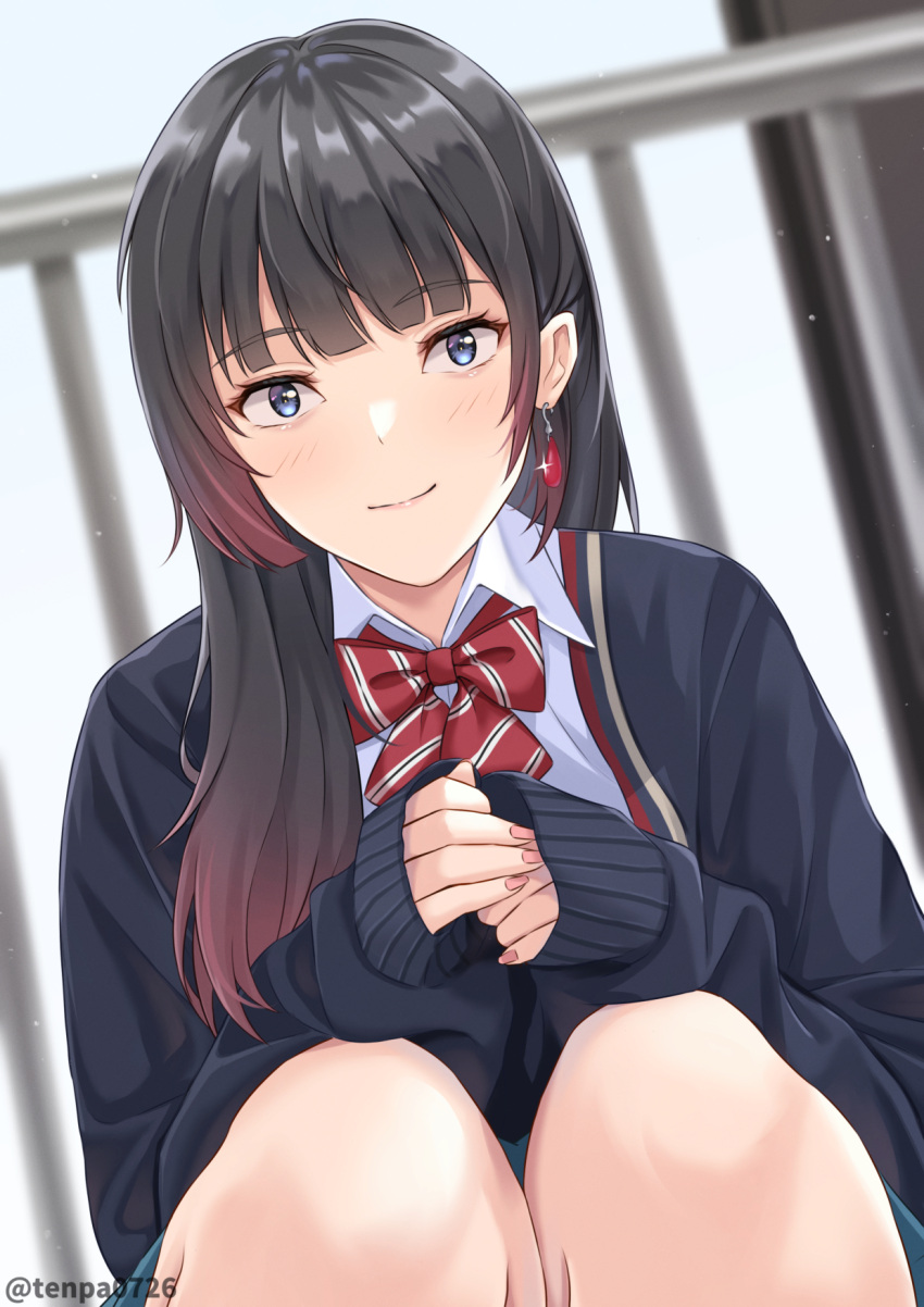 1girl artist_name bangs black_hair black_jacket blazer blue_eyes blurry blurry_background blush bow bowtie closed_mouth commentary_request gradient_hair highres jacket long_hair multicolored_hair original railing red_bow red_bowtie red_hair school_uniform smile solo striped striped_bow striped_bowtie tenpa_(tenpa2190) twitter_username watermark
