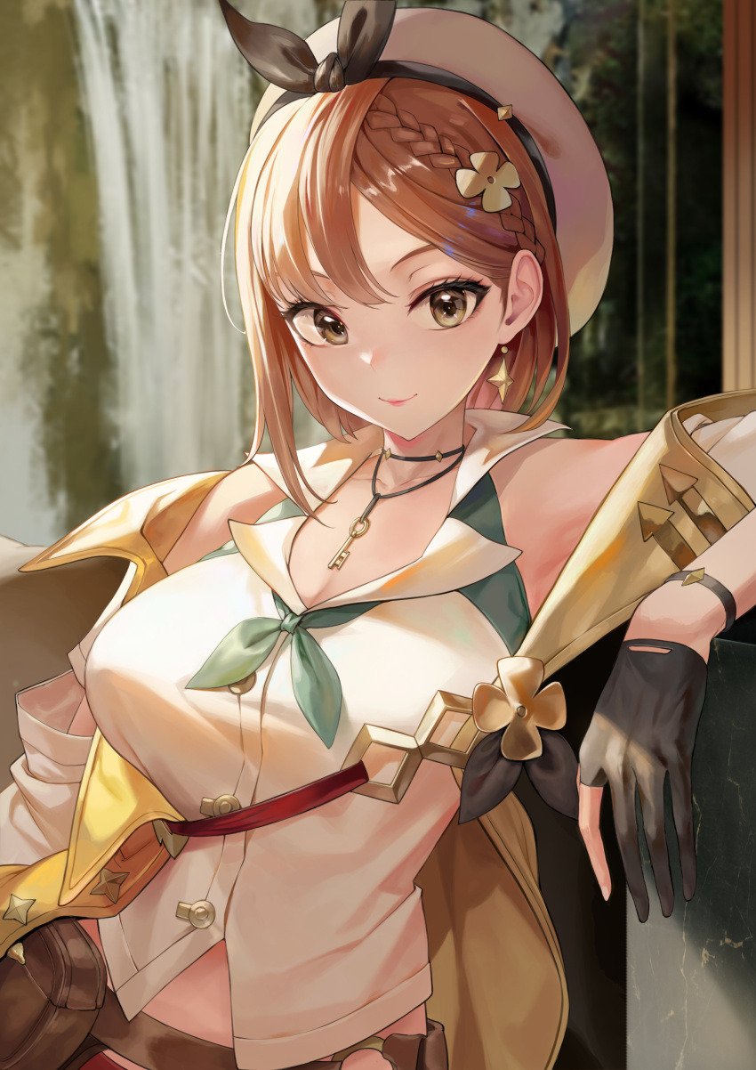 1girl absurdres atelier_(series) atelier_ryza atelier_ryza_1 belt braid breasts brown_eyes brown_hair cleavage earrings fingerless_gloves gloves hat highres jewelry key large_breasts midriff reisalin_stout short_hair sleeveless solo