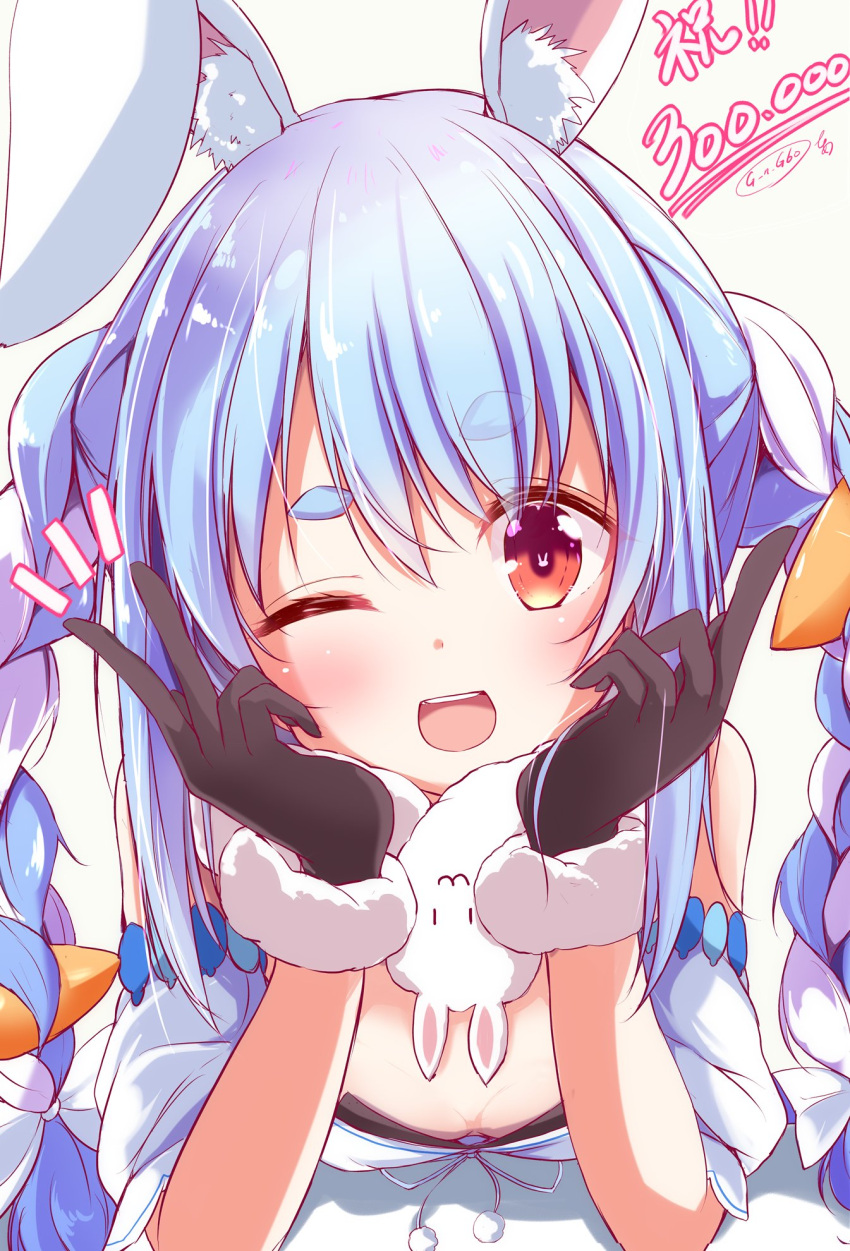 1girl animal_ears black_gloves blue_hair braid breasts carrot_hair_ornament cleavage cropped don-chan_(usada_pekora) food-themed_hair_ornament fur-trimmed_gloves fur_trim gloves hair_ornament head_rest highres hololive multicolored_hair nanaume_(shichimi_tougarashi) one_eye_closed open_mouth orange_eyes rabbit_ears rabbit_girl raised_eyebrow small_breasts smile solo thick_eyebrows twin_braids two-tone_hair usada_pekora virtual_youtuber white_hair