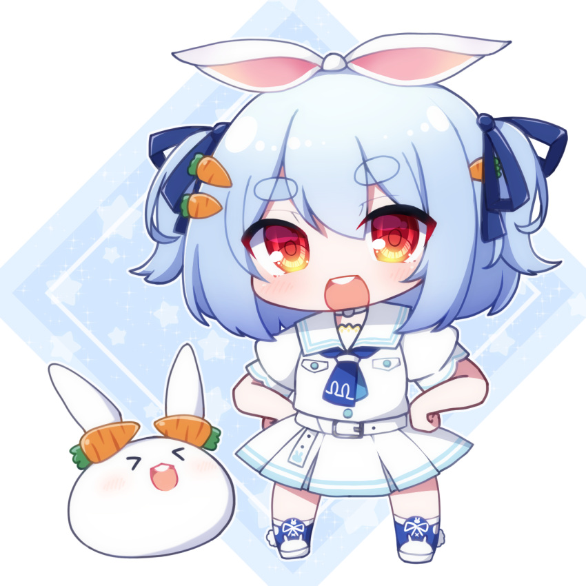 &gt;_&lt; 1girl :d animal_ears blue_background blue_footwear blue_hair blue_ribbon blush carrot_hair_ornament chibi commentary_request food-themed_hair_ornament full_body hair_ornament hair_ribbon hands_on_hips highres hololive looking_at_viewer nousagi_(usada_pekora) pleated_skirt puffy_short_sleeves puffy_sleeves rabbit_ears red_eyes rensei ribbon round_teeth shirt shoes short_eyebrows short_sleeves skirt smile socks starry_background teeth thick_eyebrows two_side_up upper_teeth usada_pekora virtual_youtuber white_background white_shirt white_skirt white_socks xd