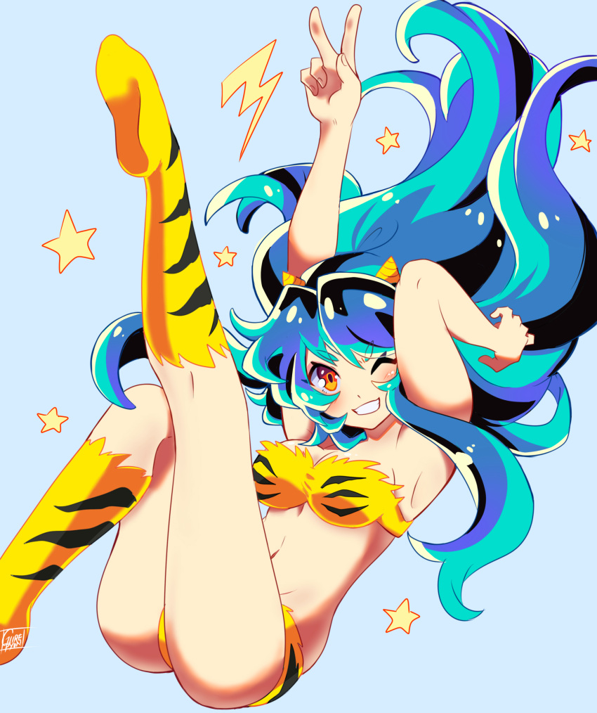 1girl animal_print ass bare_arms bikini blue_background blue_hair blush breasts cleavage foot_out_of_frame foot_up green_hair grin gurepyon hair_between_eyes hand_up highres lightning_bolt_symbol long_hair looking_at_viewer lum medium_breasts midriff multicolored_hair navel one_eye_closed print_bikini print_footwear red_eyes signature smile solo star_(symbol) strapless strapless_bikini swimsuit teeth tiger_print two-tone_hair urusei_yatsura v yellow_bikini yellow_footwear yellow_horns