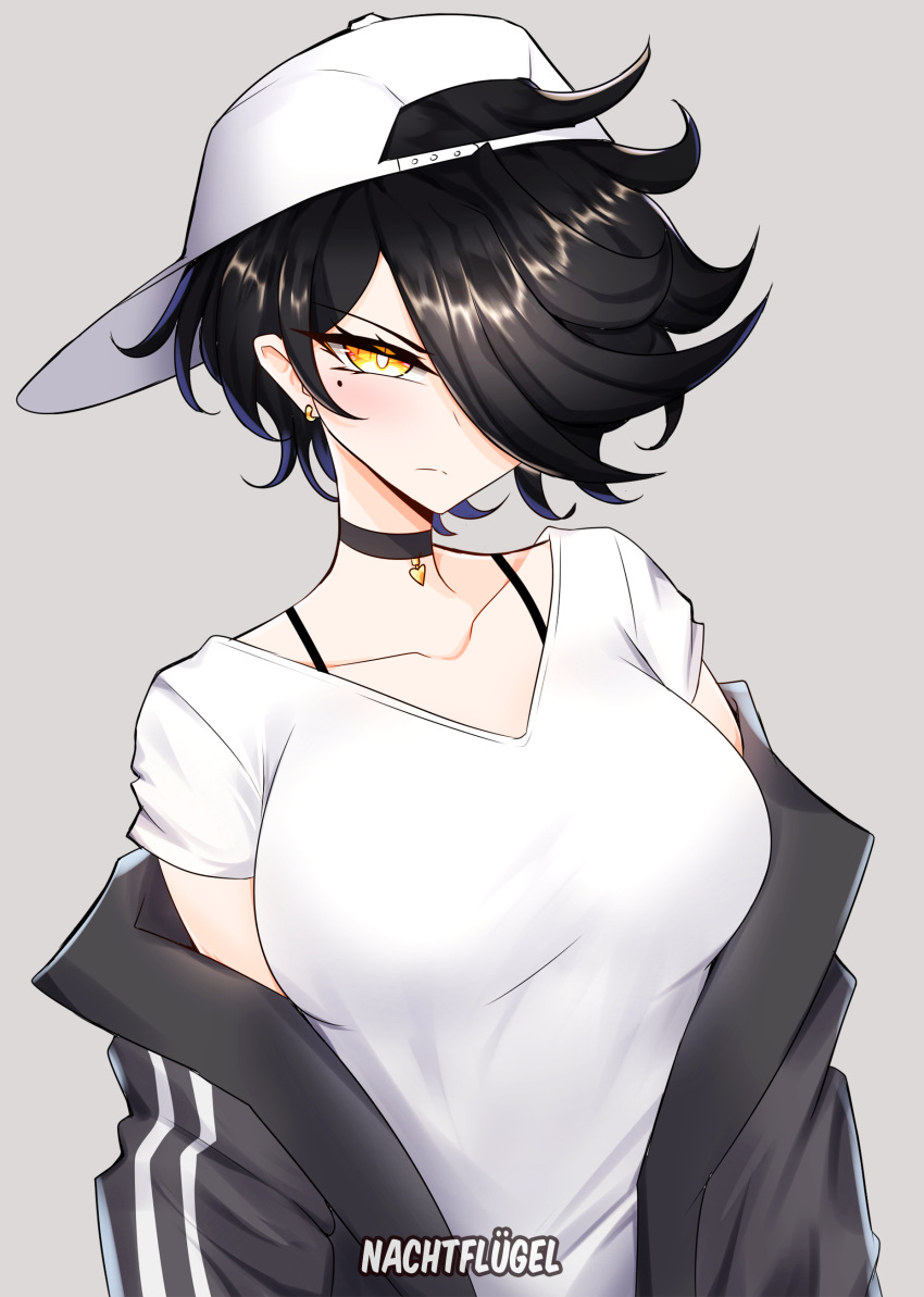 1girl absurdres artist_name backwards_hat baseball_cap black_choker black_hair black_jacket breasts choker closed_mouth collarbone earrings grey_background hair_over_one_eye hat highres jacket jewelry mole mole_under_eye nachtflugel off_shoulder original shirt short_hair short_sleeves solo tomboy v-neck white_headwear white_shirt yellow_eyes