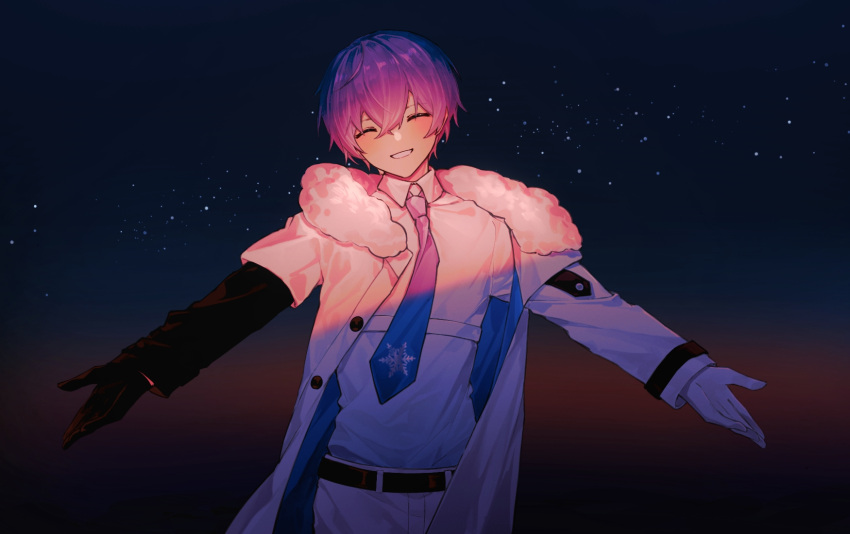 1boy black_gloves blue_necktie blush coat collared_shirt evening facing_viewer fur-trimmed_coat fur_trim gloves gradient_background hair_between_eyes happy highres kaito_(vocaloid) male_focus necktie night night_sky open_clothes open_coat outstretched_arms pants project_diva_(series) shirt short_hair sky smile solo spread_arms standing teeth upper_body vocaloid white_gloves white_pants zhou_huan_(dgpe2833)