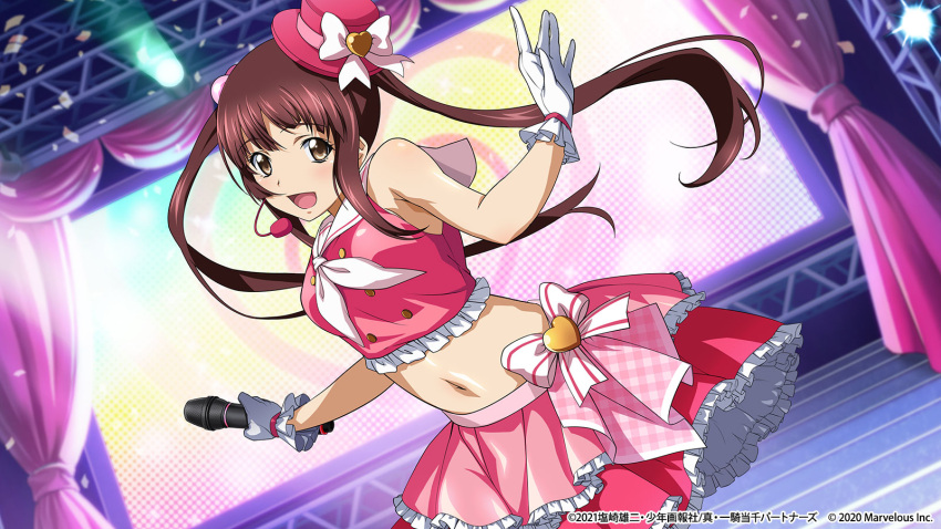 1girl :d alternate_costume bangs blush bow brown_eyes brown_hair crop_top floating_hair frilled_skirt frills gloves hat hat_bow hat_ornament headset heart_hat_ornament highres holding holding_microphone idol ikkitousen indoors layered_skirt long_hair microphone midriff mini_hat miniskirt navel neckerchief official_art open_mouth pink_skirt red_headwear red_skirt sailor_collar shiny shiny_hair skirt smile solo sonken_chuubou_(shin_ikkitousen) spotlight stage stomach twintails very_long_hair white_bow white_gloves white_neckerchief white_sailor_collar