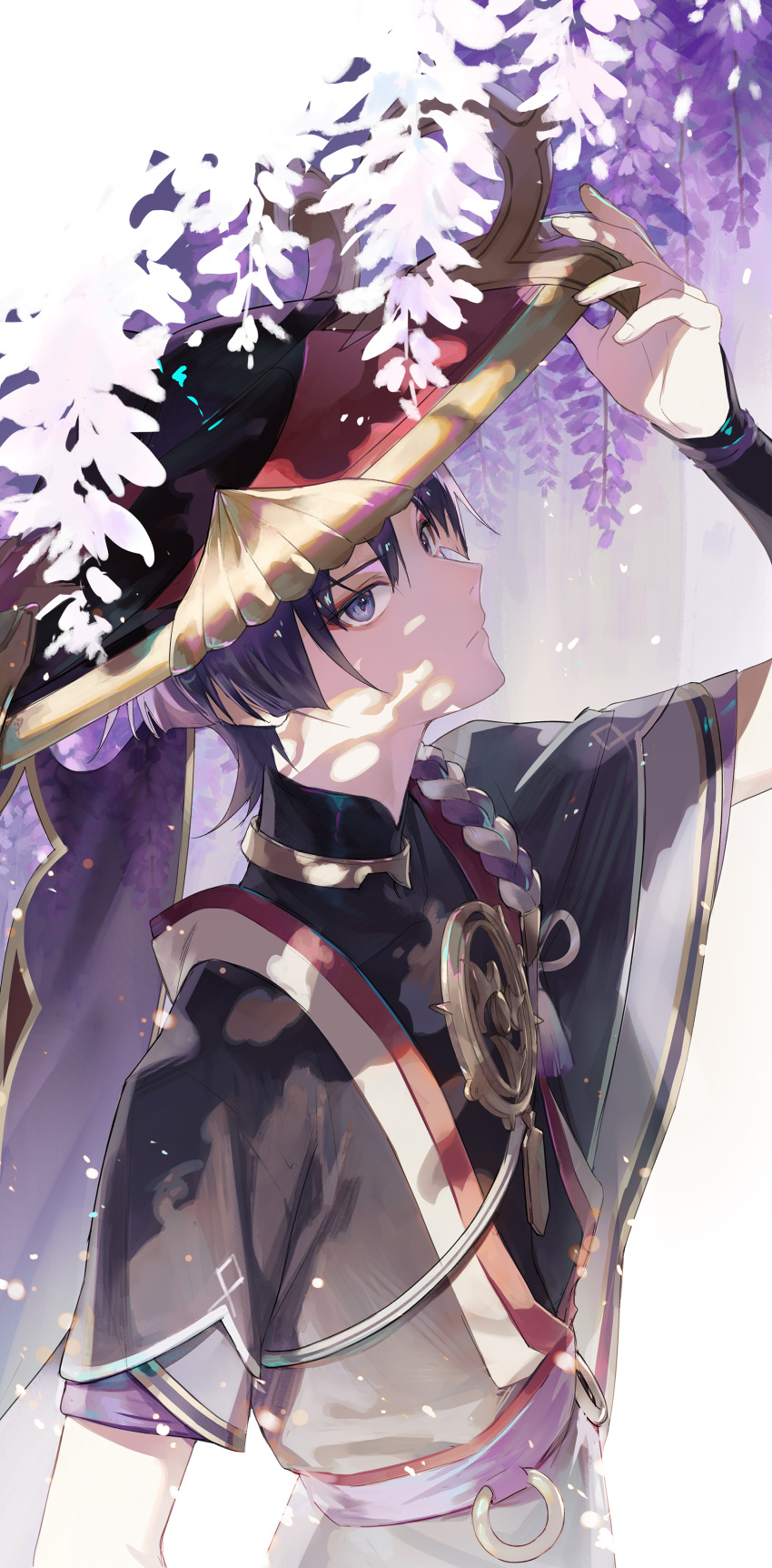 1boy absurdres adjusting_clothes adjusting_headwear arm_up armor bangs black_hair black_shirt bloom blunt_ends closed_mouth commentary covered_collarbone expressionless eyeshadow flower genshin_impact gold_trim hair_between_eyes hat highres japanese_armor japanese_clothes jewelry jingasa kote kurokote light_particles looking_at_viewer makeup male_focus masa_ashe necklace parted_bangs purple_eyes purple_flower red_eyeshadow red_headwear rope scaramouche_(genshin_impact) shadow shirt short_hair short_sleeves solo tassel upper_body veil wide_sleeves wisteria