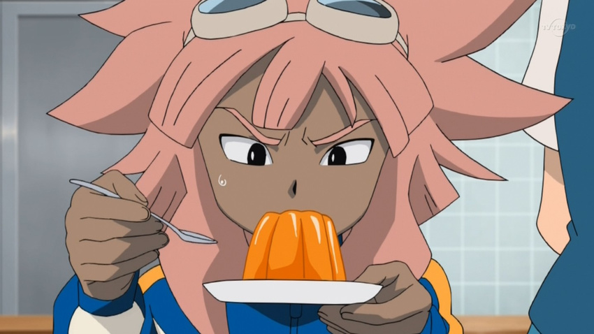 bangs confused inazuma_eleven jello pink_hair plate screenshot spoon tsunami_jousuke