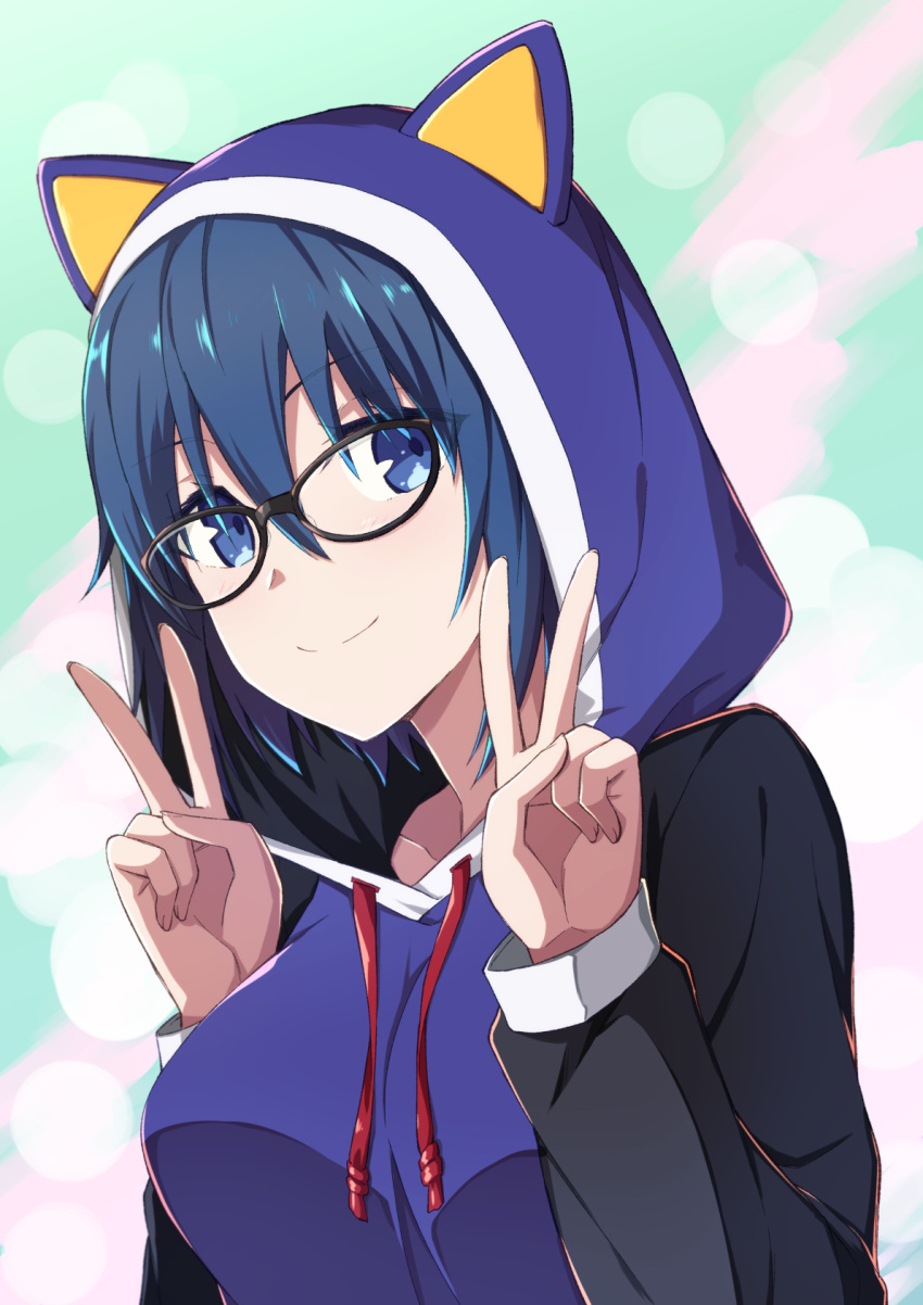 1girl alternate_costume animal_hood azami_masurao bangs black-framed_eyewear black_hoodie blue_eyes blue_hair blue_hoodie breasts ciel_(tsukihime) closed_mouth commentary_request double_v glasses hair_between_eyes highres hood hood_up hoodie long_sleeves looking_at_viewer medium_breasts short_hair smile solo tsukihime tsukihime_(remake) two-tone_hoodie upper_body v