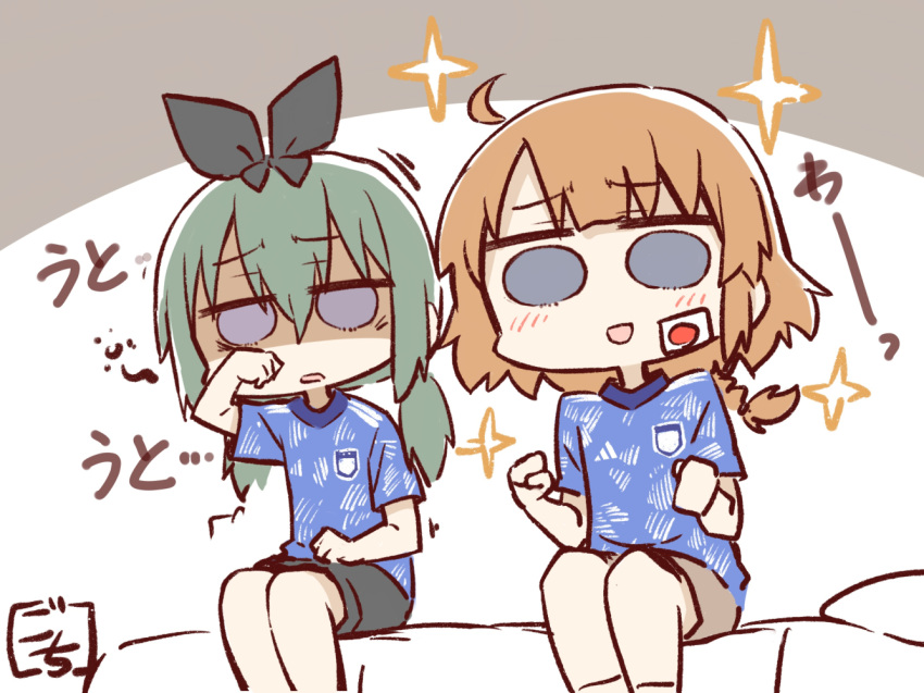 2022_fifa_world_cup 2girls :d ahoge artist_name assault_lily bags_under_eyes bed black_bow black_shorts blue_eyes blue_shirt blush bow braid braided_ponytail brown_background brown_shorts chibi clenched_hands commentary facial_mark feet_out_of_frame futagawa_fumi gochisousama_(tanin050) green_hair hair_bow hand_on_lap hand_up hands_up japanese_flag jersey jitome long_hair looking_at_viewer low_ponytail low_twintails motion_lines multiple_girls on_bed orange_hair parted_lips purple_eyes raised_eyebrows rubbing_eyes shaded_face shirt short_sleeves shorts single_braid sitting sleepy smile soccer_uniform solid_circle_eyes sparkle sportswear translated twintails two-tone_background white_background world_cup yamanashi_hibari