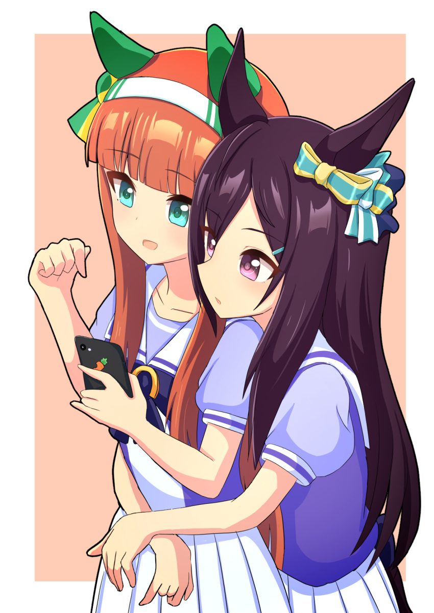 2girls animal_ears aqua_eyes arms_around_waist brown_hair carrot cellphone commentary ear_bow ear_covers hair_ornament hairclip headband highres hime_cut holding holding_phone horse_ears horse_girl long_hair mejiro_dober_(umamusume) multiple_girls orange_hair phone pleated_skirt pun purple_eyes purple_serafuku school_uniform serafuku short_sleeves silence_suzuka_(umamusume) skirt smartphone tracen_school_uniform umamusume very_long_hair white_skirt whitelily_bread