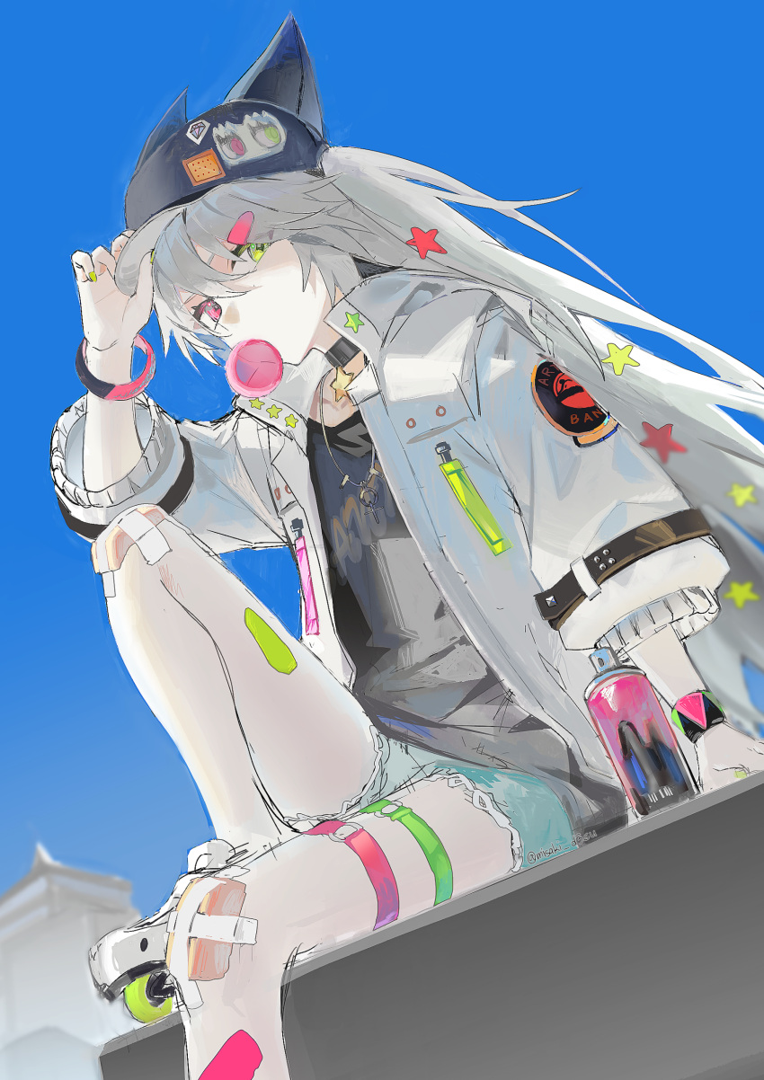 1girl adjusting_clothes adjusting_headwear bandage_on_knee banxsy_(girls'_frontline_nc) black_shirt blue_sky bracelet bubble_blowing chewing_gum choker commentary denim denim_shorts desutruction foot_out_of_frame girls'_frontline girls'_frontline_neural_cloud green_eyes grey_hair hair_ornament hat heterochromia highres inline_skates jacket jewelry knee_up long_hair looking_at_viewer open_clothes open_jacket outdoors pink_eyes roller_skates shirt shorts sitting skates sky solo spray_can star_(symbol) star_hair_ornament thigh_strap white_jacket