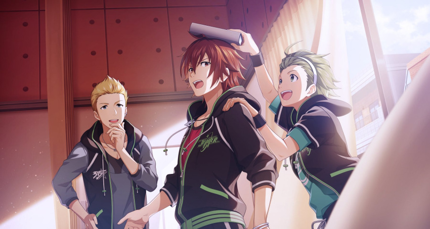 3boys ahoge amagase_touma blonde_hair blue_eyes book book_on_head bracelet brown_eyes brown_hair fingernails green_eyes green_hair grey_shirt hand_on_another's_shoulder hand_on_hip highres hood hoodie idolmaster idolmaster_side-m idolmaster_side-m_growing_stars ijuuin_hokuto indoors jewelry jupiter_(idolmaster) long_sleeves male_focus mitarai_shouta multiple_boys necklace object_on_head official_art open_mouth red_shirt shirt short_sleeves smile sunlight sweatdrop teeth third-party_source upper_teeth zipper