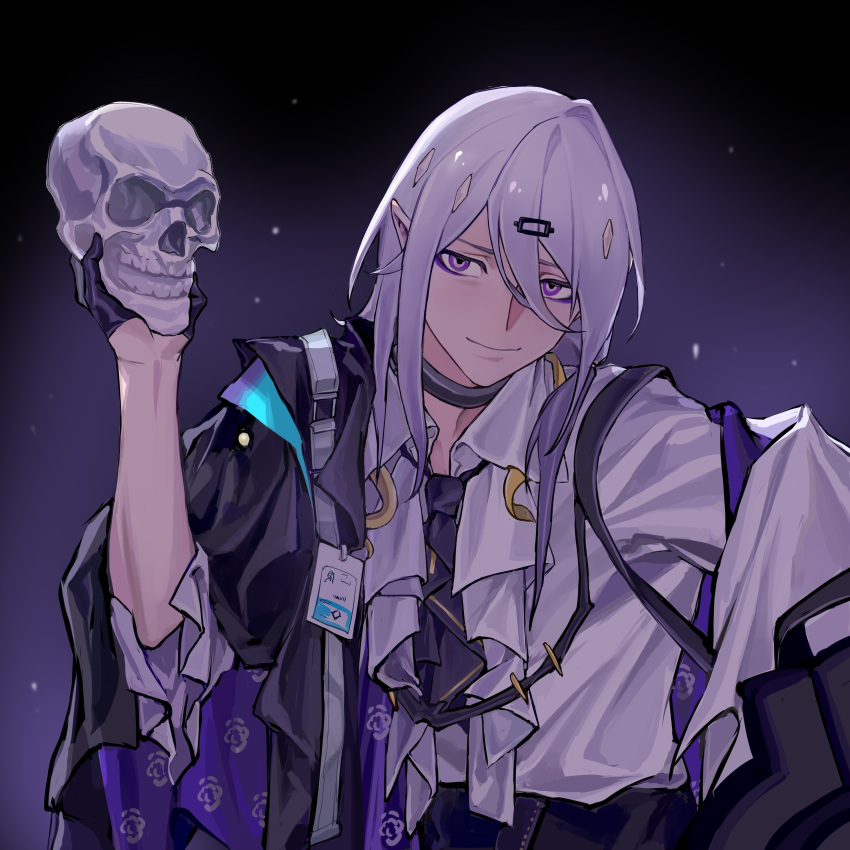 1boy arknights ascot bangs black_ascot black_background black_choker black_gloves choker commentary_request gloves gradient gradient_background hand_up heqiu_(heqiu728) highres holding holding_skull long_hair looking_at_viewer male_focus pointy_ears purple_background purple_eyes purple_hair shalem_(arknights) shirt skull smile solo upper_body white_shirt