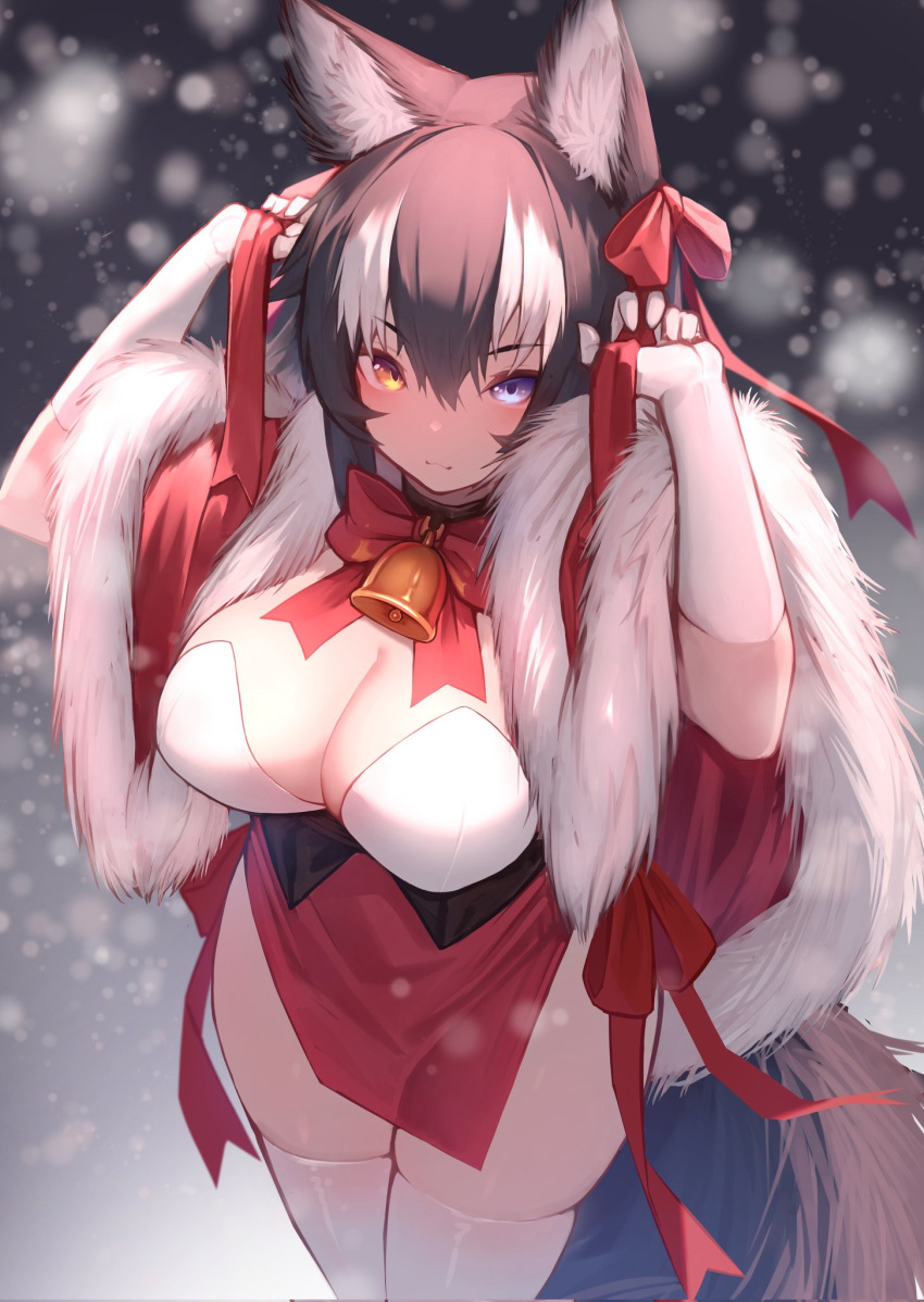 1girl :3 akuma_(st.takuma) animal_ear_fluff animal_ears bell black_hair blue_eyes breasts commentary fur_trim grey_wolf_(kemono_friends) hands_up heterochromia highres kemono_friends large_breasts light_smile looking_at_viewer multicolored_hair neck_bell nontraditional_playboy_bunny red_ribbon ribbon snowing solo tail thighhighs two-tone_hair white_hair white_thighhighs wolf_ears wolf_girl wolf_tail yellow_eyes