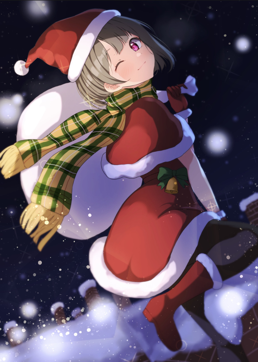 1girl bangs bell black_pantyhose blurry blurry_background bob_cut boots brown_hair capelet chimney christmas closed_mouth dress floating fringe_trim fur-trimmed_capelet fur-trimmed_dress fur-trimmed_footwear fur_trim gloves hat highres holding holding_sack light_particles looking_at_viewer love_live! love_live!_nijigasaki_high_school_idol_club nakasu_kasumi night night_sky one_eye_closed outdoors over_shoulder pantyhose plaid plaid_scarf purple_eyes red_capelet red_dress red_eyes red_footwear red_gloves red_headwear sack santa_boots santa_gloves santa_hat scarf short_dress short_hair sky smile solo sophiaenju sparkling_eyes wind yellow_scarf