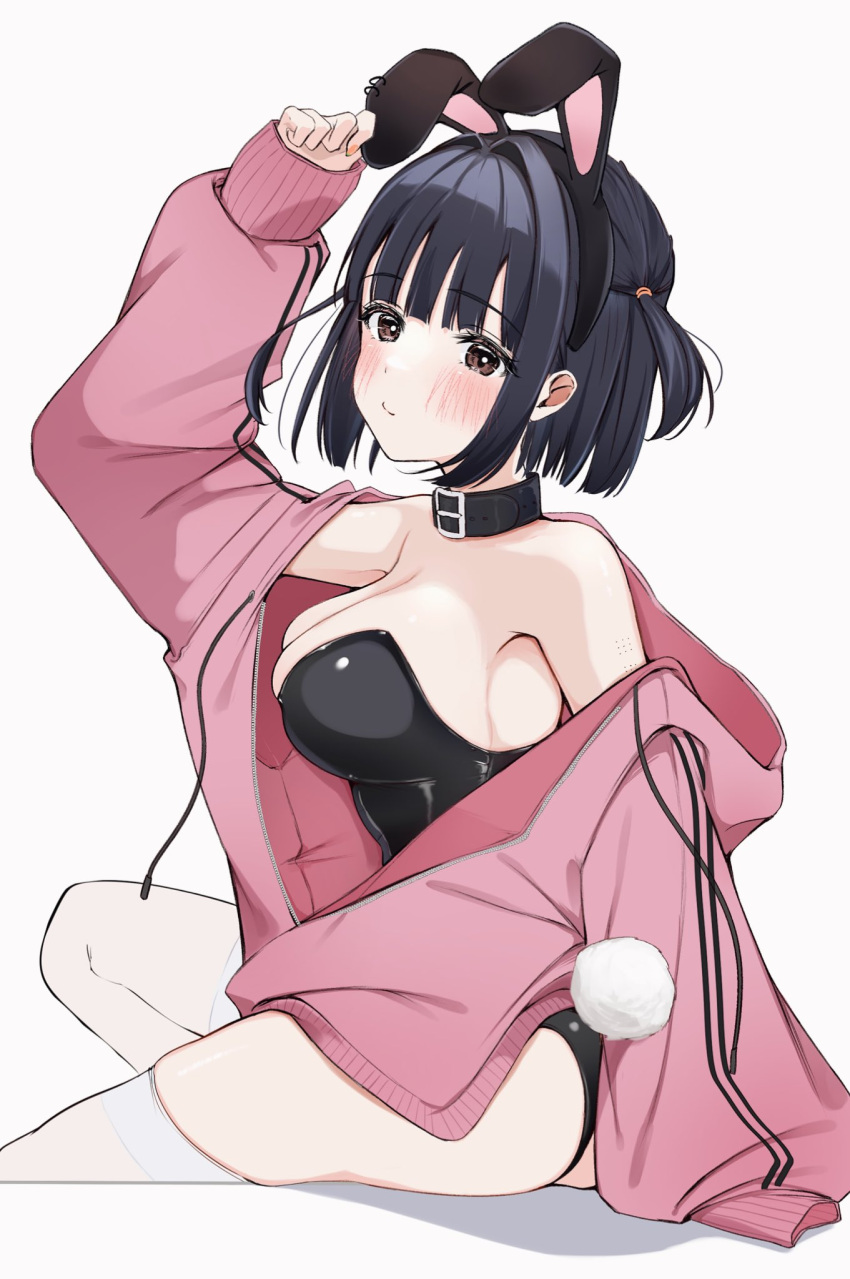 1girl animal_ears bangs bare_shoulders belt_collar black_choker black_leotard blunt_bangs blush breasts brown_eyes choker cleavage collar from_side hand_up highres hood hoodie large_breasts leotard long_sleeves looking_at_viewer open_clothes open_hoodie original pink_hoodie pink_nails rabbit_ears rabbit_girl short_hair short_twintails sitting sleeves_past_wrists solo thighhighs twintails uiri-na white_background white_thighhighs zipper
