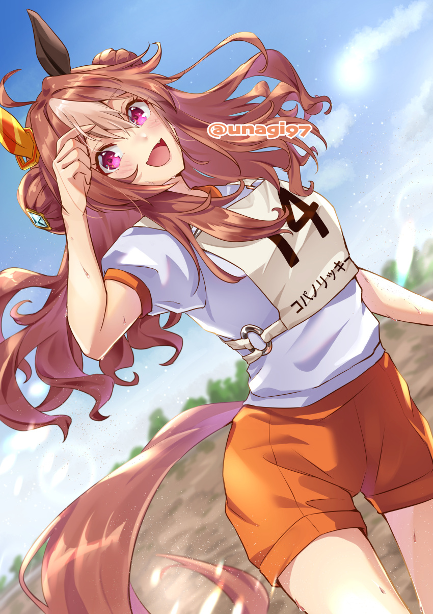 1girl absurdres ahoge animal_ears blush brown_hair copano_rickey_(umamusume) day double_bun fang gym_uniform hair_bun hand_in_own_hair highres horse_ears horse_girl horse_tail long_hair looking_at_viewer multicolored_hair open_mouth orange_shorts outdoors purple_eyes race_bib shirt shorts smile sodemaru_unagi solo sweat tail twitter_username two-tone_hair umamusume white_shirt