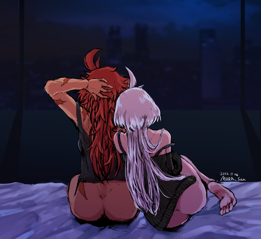2girls ahoge artist_name ass barefoot bed bed_sheet bottomless cityscape dated feet grey_hair gundam gundam_suisei_no_majo highres indoors leaning_on_person long_hair miorine_rembran multiple_girls mura_(kiyohime) no_panties no_pants red_hair scar scar_on_arm scar_on_hip sitting soles suletta_mercury toes yuri
