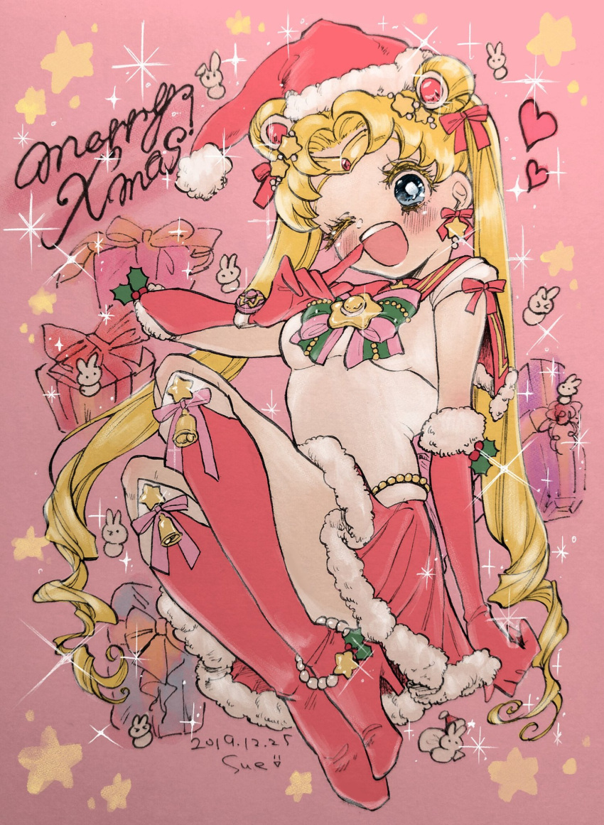 1girl artist_name bangs bishoujo_senshi_sailor_moon blonde_hair blue_eyes blush boots bow box bracelet breasts brooch choker christmas dated double_bun earrings elbow_gloves finger_to_mouth full_body fur-trimmed_gloves fur-trimmed_headwear fur-trimmed_skirt fur_trim gem_hair_ornament gift gift_box gloves hair_bow hair_bun hat heart highres jewelry knee_boots long_hair medium_breasts merry_christmas miniskirt mistletoe one_eye_closed open_mouth parted_bangs pink_background pleated_skirt pnpp_tako rabbit red_bow red_choker red_footwear red_gloves red_headwear red_sailor_collar red_skirt sailor_collar sailor_moon sailor_senshi_uniform santa_hat shirt short_sleeves sitting skirt smile solo sparkle star_(symbol) star_earrings striped striped_bow tiara tsukino_usagi twintails white_shirt