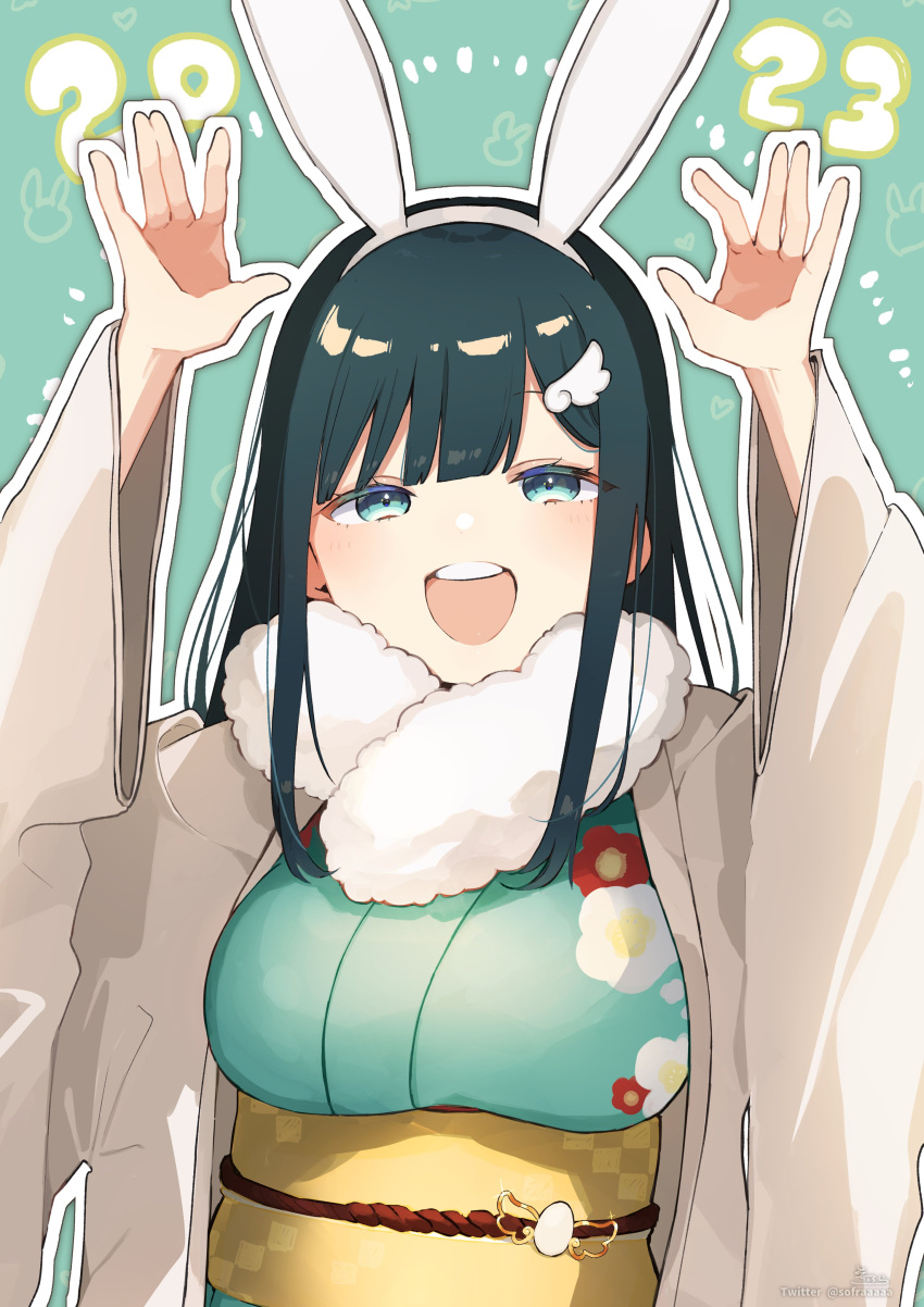 1girl 2023 :d absurdres animal_ears arms_up bangs black_hair blue_eyes blue_kimono chinese_zodiac commentary floral_print fur_collar green_background hairband highres japanese_clothes kimono long_hair long_sleeves looking_at_viewer obi open_clothes original outline print_kimono rabbit_ears sash smile sofra solo symbol-only_commentary teeth upper_body upper_teeth_only white_hairband white_outline wide_sleeves wing_hair_ornament year_of_the_rabbit