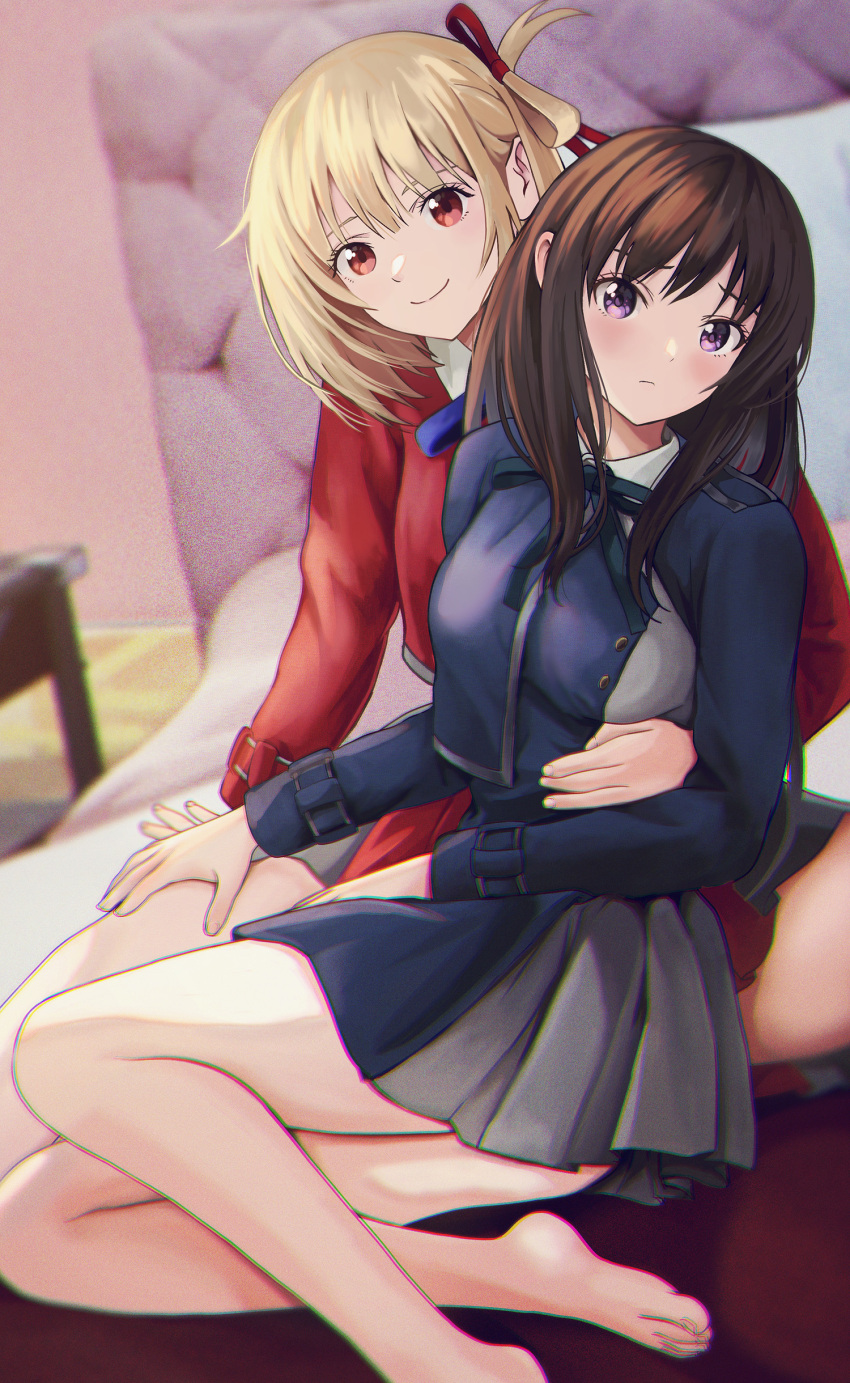 2girls absurdres bad_id bad_pixiv_id barefoot bed black_hair blonde_hair feet hair_ribbon hand_on_another's_thigh hand_on_another's_waist headboard highres inoue_takina konbanwa01 long_hair lycoris_recoil miniskirt multiple_girls nightstand nishikigi_chisato purple_eyes red_eyes ribbon school_uniform short_hair skirt thighs