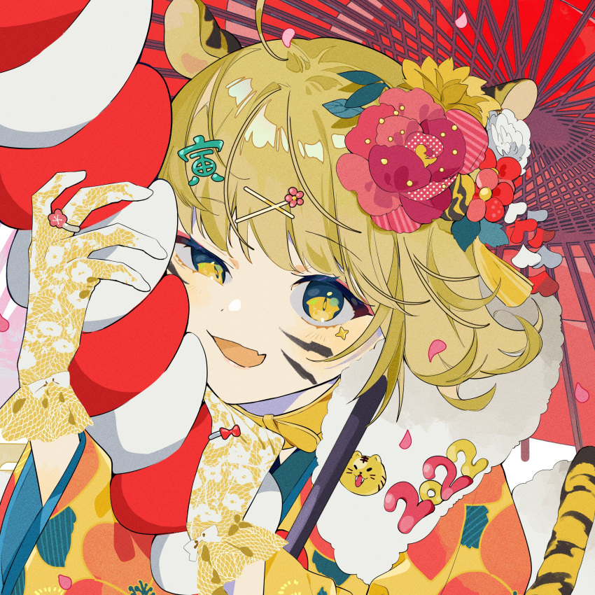 1girl 2022 absurdres ahoge animal_collar animal_ears bangs blonde_hair chinese_zodiac collar commentary eye_glitter facial_mark fang flower fur_scarf gloves hair_flower hair_ornament hairclip half-closed_eye highres holding holding_umbrella japanese_clothes kimono long_sleeves looking_at_viewer new_year omutatsu open_mouth original personification print_kimono rope shimenawa short_hair skin_fang slit_pupils smile solo tail tiger_ears tiger_girl tiger_tail umbrella year_of_the_tiger yellow_collar yellow_eyes yellow_gloves yellow_kimono