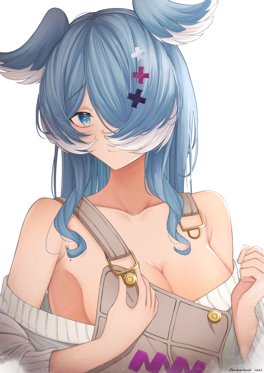 1girl absurdres bare_shoulders blue_eyes blue_hair breasts cleavage collarbone elira_pendora hair_ornament hair_over_one_eye hairclip head_wings highres large_breasts long_hair looking_at_viewer mole mole_on_armpit nijisanji nijisanji_en off_shoulder overalls parkiranhonda simple_background solo sweater upper_body virtual_youtuber white_background