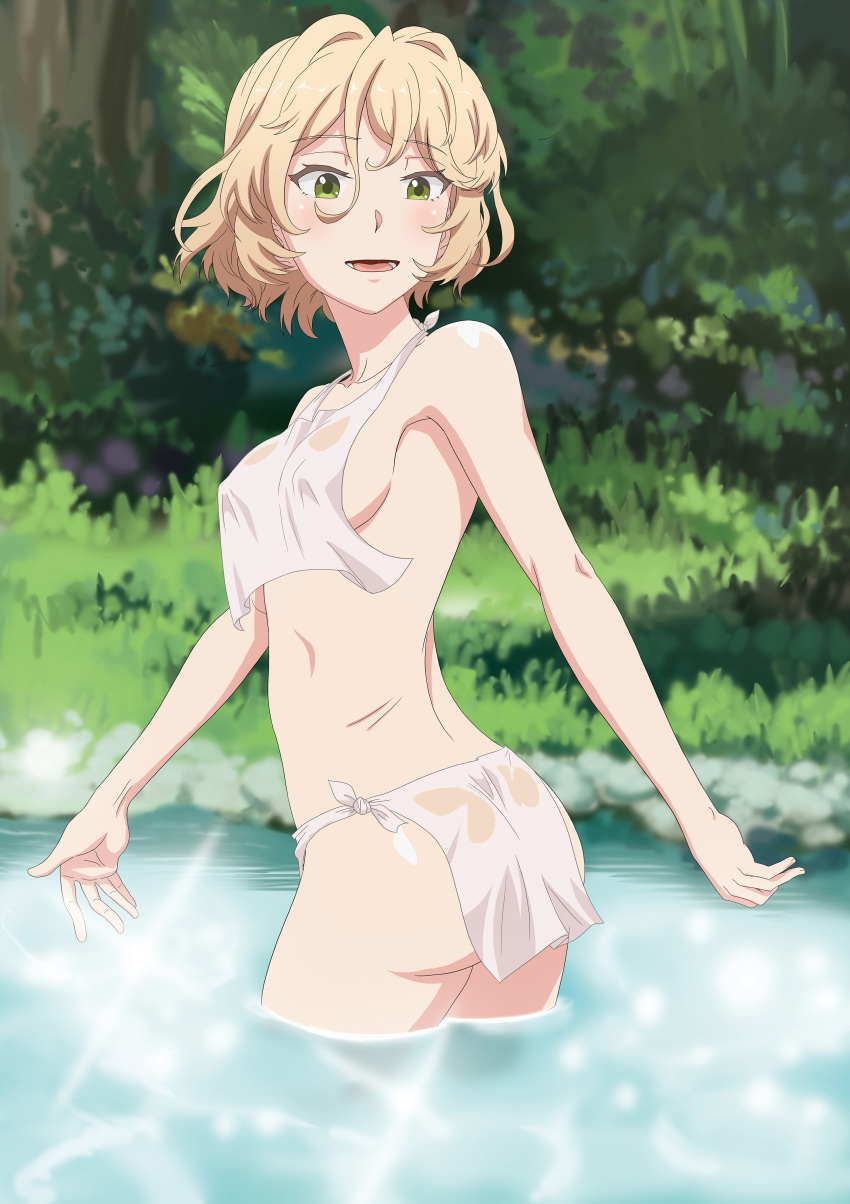 1girl absurdres ass bathing blade_(kaiyari) blonde_hair blush breasts charka green_eyes highres in_water kaifuku_jutsushi_no_yarinaoshi_~sokushi_mahou_to_skill_copy_no_chouetsu_heal~ looking_at_viewer medium_breasts outdoors shiny_hair shiny_skin short_hair sideboob solo wet wet_clothes