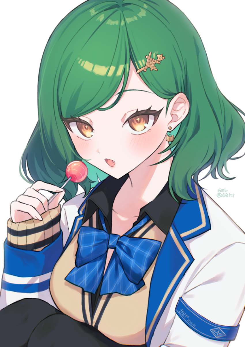 1girl 6sb black_shirt black_thighhighs blazer blue_bow blue_bowtie bow bowtie breasts candy cardigan collared_shirt dress_shirt earrings fang food green_hair hair_ornament hairclip highres holding holding_candy holding_food holding_lollipop jacket jewelry kitakoji_hisui kitakoji_hisui_(1st_costume) lollipop long_sleeves looking_at_viewer medium_breasts nijisanji open_mouth orange_eyes plaid plaid_bow plaid_bowtie school_uniform selene_girls_school_uniform shirt short_hair simple_background sitting sleeves_past_wrists solo swept_bangs thighhighs virtual_youtuber white_background white_jacket yellow_cardigan