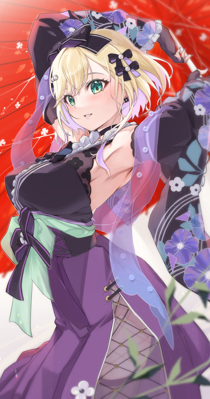 1girl absurdres armpits arms_up bangs blonde_hair bow choker cowboy_shot cross-laced_clothes detached_sleeves dress fingerless_gloves floral_print frilled_dress frilled_sleeves frills gloves green_eyes hair_bow highres iris_black_games kurumi_noah leaf looking_at_viewer multicolored_hair multiple_hair_bows open_mouth plant pleated_skirt purple_hair purple_skirt red_umbrella ruo shawl skirt solo standing umbrella very_long_fingernails virtual_youtuber vspo!