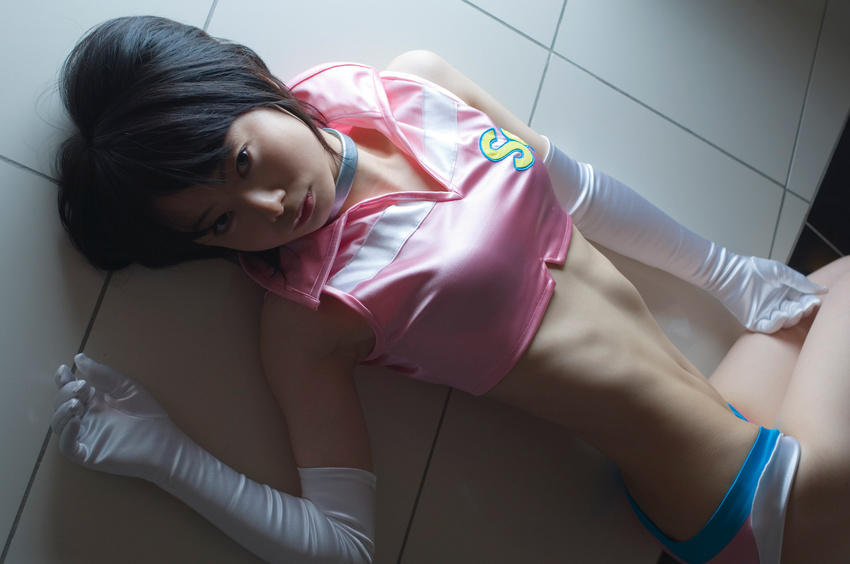 1girl asian bodysuit cosplay nagato_yuki nagato_yuki_(cosplay) photo real ribs short_hair skinny solo sos_galactic_patrol suzumiya_haruhi_no_yuuutsu ushijima_iiniku