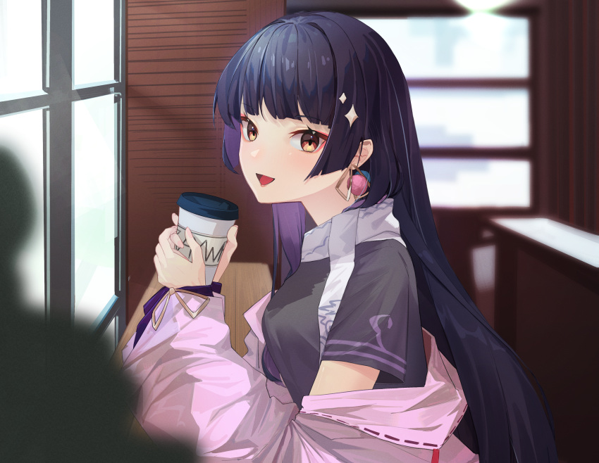 1girl absurdres alternate_costume bangs black_hair black_shirt blunt_bangs casual chinese_commentary commentary_request cup earrings eyeshadow genshin_impact highres holding holding_cup indoors jewelry long_hair long_sleeves looking_at_viewer makeup open_mouth pink_sweater raywallin red_eyes red_eyeshadow shirt short_sleeves smile solo sweater window yun_jin_(genshin_impact)