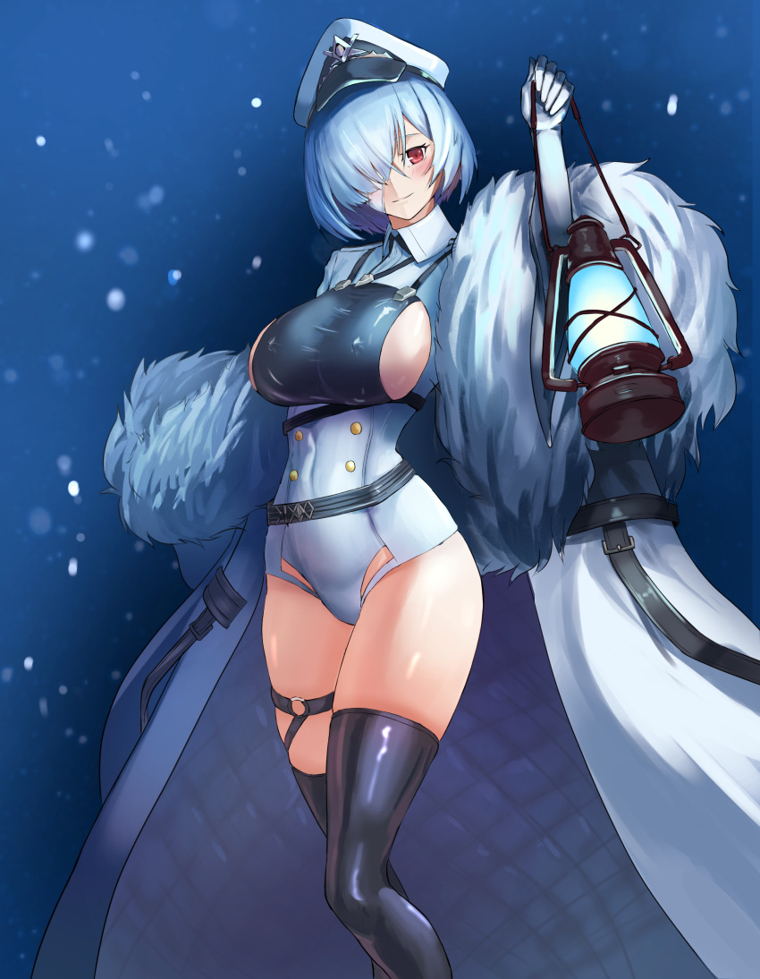 1girl azur_lane bandage_over_one_eye bangs black_footwear blue_background blue_hair boots breasts closed_mouth coat collared_leotard cropped_legs elbow_gloves framed_breasts fur-trimmed_coat fur_trim gloves hair_between_eyes hair_over_one_eye hat highres holding holding_lantern kuybyshev_(azur_lane) lantern large_breasts leotard lom_(lom_lom_8) long_sleeves peaked_cap red_eyes short_hair sideboob sidelocks smile solo standing thigh_boots white_coat white_gloves white_leotard