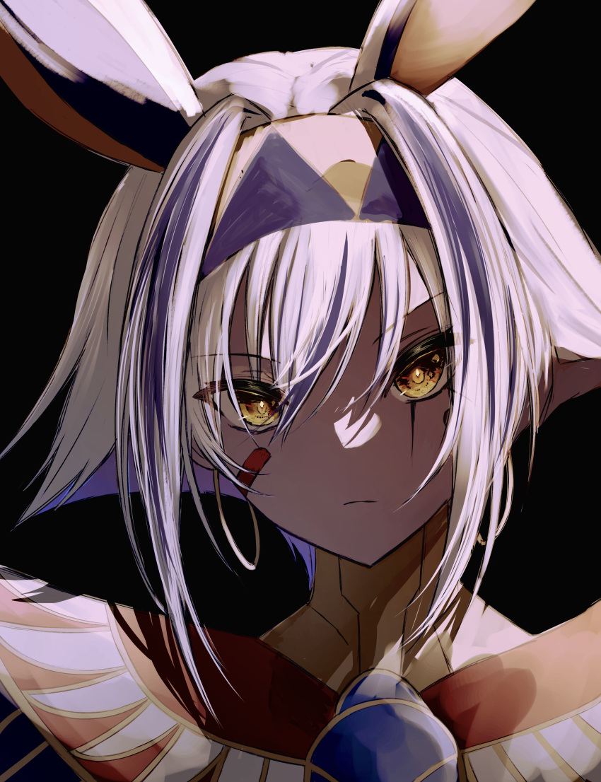 1girl absurdres animal_ears antenna_hair bangs colored_inner_hair dark-skinned_female dark_skin earrings facepaint facial_mark fate/grand_order fate_(series) hairband highres hoop_earrings jackal_ears jewelry looking_at_viewer multicolored_hair nitocris_(fate) nitocris_alter_(fate) purple_hair short_hair sidelocks solo streaked_hair usekh_collar white_hair yagi_(yagi5art) yellow_eyes