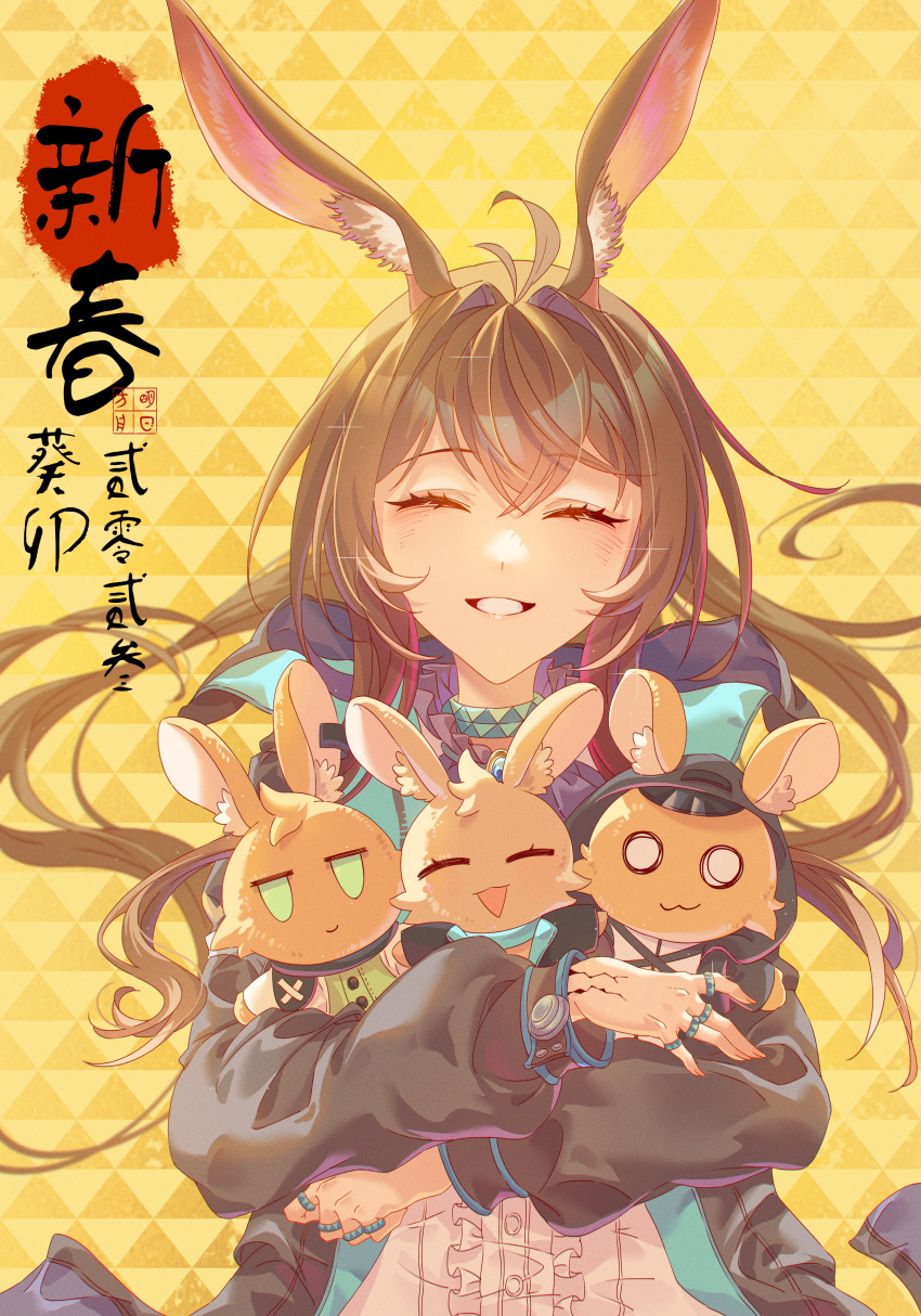 1girl :d absurdres amiya_(arknights) animal_ear_fluff animal_ears antenna_hair arknights black_coat blue_choker blush brown_hair chinese_zodiac choker coat doctor_(arknights) facing_viewer grin hair_intakes highres holding holding_stuffed_toy innoarukugyou jewelry kal'tsit_(arknights) long_hair long_sleeves multiple_rings o_o open_clothes open_coat oripathy_lesion_(arknights) parted_lips patterned_background rabbit_ears ring smile stuffed_animal stuffed_bunny stuffed_toy year_of_the_rabbit yellow_background