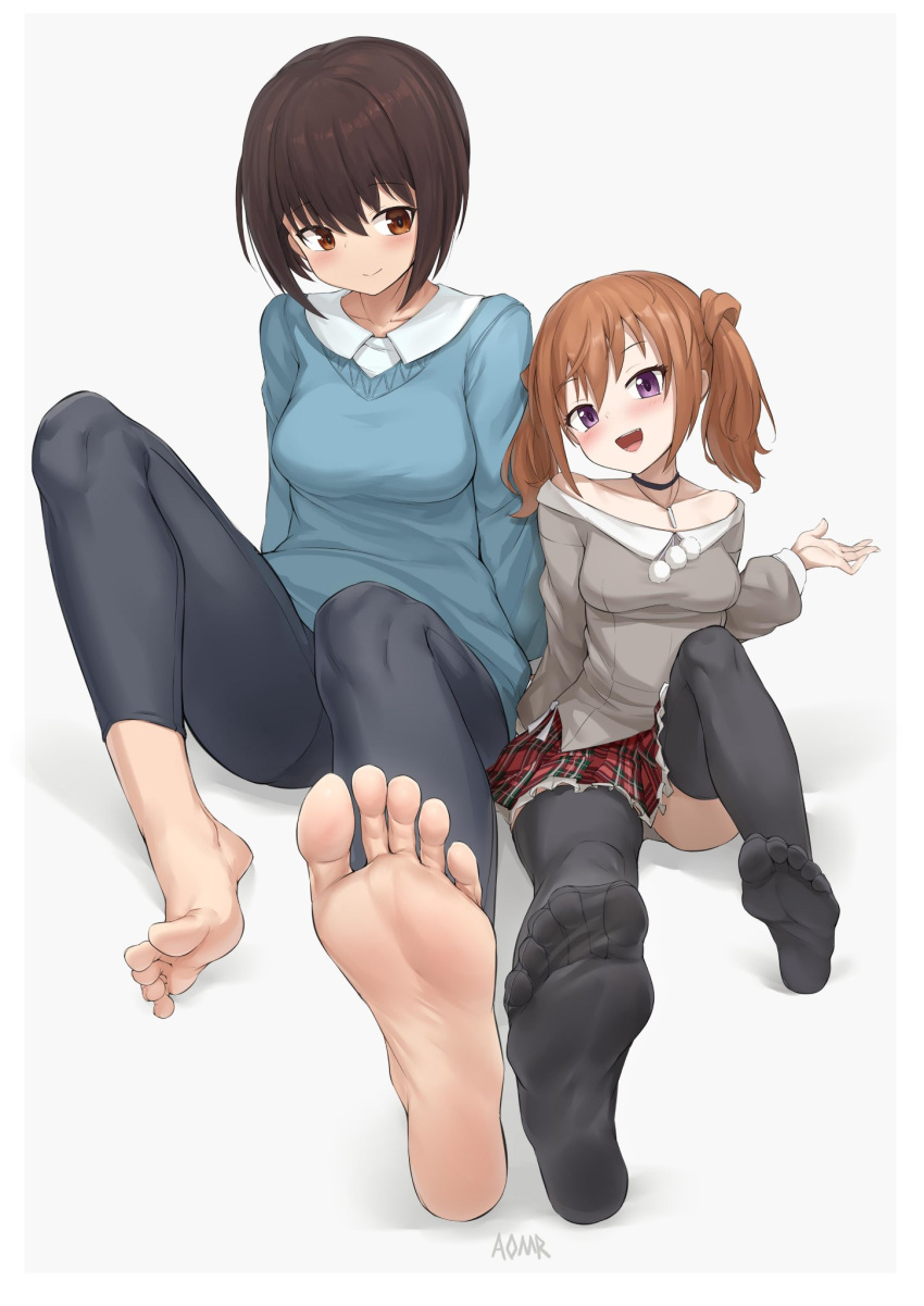2girls alice_gear_aegis aomoro barefoot blush breasts brown_eyes brown_hair feet foot_focus highres kimikage_yui multiple_girls open_mouth plaid plaid_skirt purple_eyes size_difference skirt soles suga_itsuri thighhighs toes