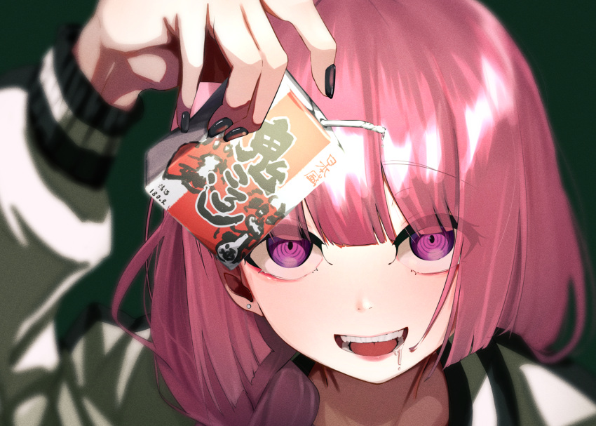 1girl black_nails bocchi_the_rock! earrings fingernails green_background highres hiroi_kikuri holding jewelry juice_box kasoku_souchi long_fingernails long_sleeves looking_at_viewer nail_polish open_mouth pink_hair purple_eyes ringed_eyes sanpaku simple_background solo stud_earrings upper_body