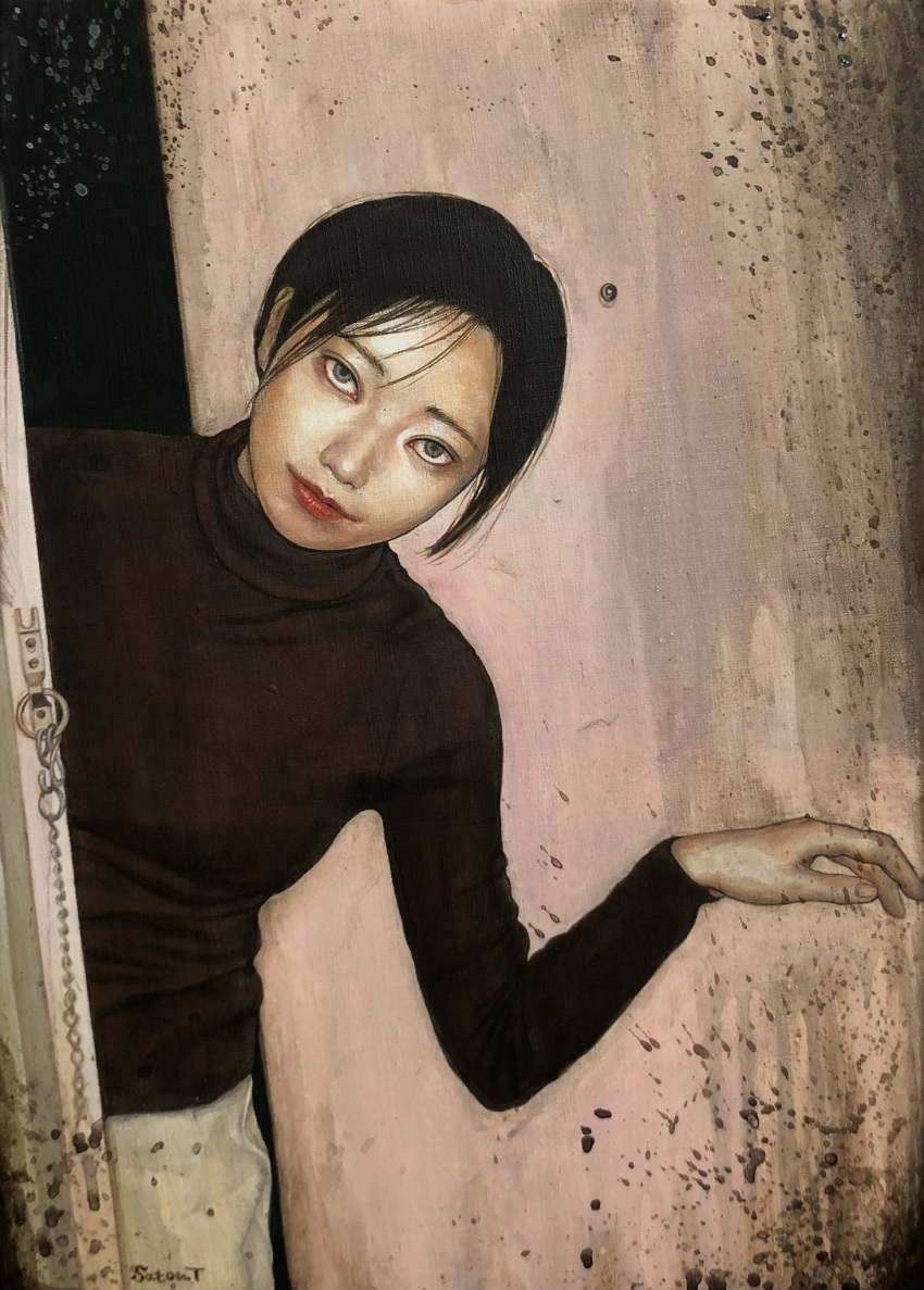 1girl acrylic_paint_(medium) black_hair black_sweater chain commentary_request cowboy_shot door grey_eyes hand_up highres looking_at_viewer open_door original painting_(medium) peeking_out realistic satou_t short_hair solo sweater traditional_media turtleneck turtleneck_sweater
