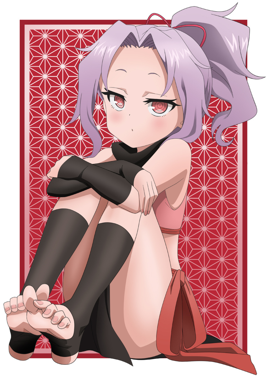 1girl bangs black_gloves commentary_request gloves hair_ribbon highres kunoichi_tsubaki_no_mune_no_uchi midriff ninja pelvic_curtain red_ribbon ribbon riokasen sazanka_(kunoichi_tsubaki_no_mune_no_uchi) scarf soles toeless_legwear toenails toes