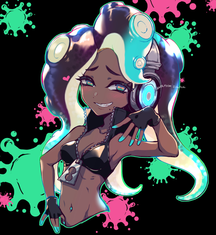 1girl armpits bare_shoulders black_background blue_eyes blue_nails blush breasts cephalopod_eyes cleavage fang fingerless_gloves fingernails gloves grin hand_up headphones heart highres long_hair looking_at_viewer marina_(splatoon) medium_breasts mole mole_under_mouth nail_polish navel navel_piercing paint_splatter piercing pochi_(pochi-goya) smile solo splatoon_(series) splatoon_2 tentacle_hair upper_body