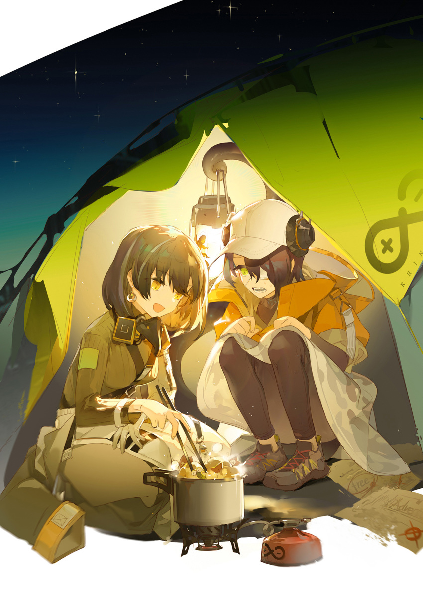 2girls :d arknights asbestos_(arknights) bangs black_hair black_pants brown_hair brown_sweater chinese_commentary chopsticks commentary_request cooking cooking_pot earmuffs earrings eyepatch fingernails flat_cap food green_eyes grey_footwear hat highres holding holding_chopsticks holding_lantern holding_with_tail infection_monitor_(arknights) jacket jewelry keychain lantern long_sleeves magallan_(arknights) mask mask_around_neck multicolored_hair multiple_girls open_mouth pants paper prehensile_tail rhine_lab_logo sharp_teeth short_hair shuaigegentou single_earring sky smile star_(sky) starry_sky streaked_hair sweater tail teeth tent the_emperor_(arknights) white_hair white_headwear yellow_eyes yellow_jacket