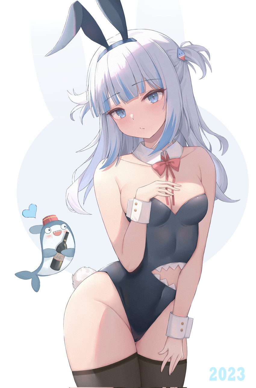 animal_ears bare_hips bare_shoulders black_thighhighs blue_eyes blue_hair bow bowtie breasts closed_mouth collarbone covered_navel dchiang detached_collar gawr_gura head_tilt headband highres legs_together looking_at_viewer medium_breasts medium_hair playboy_bunny rabbit_ears rabbit_tail red_bow simple_background sleeve tail thighhighs