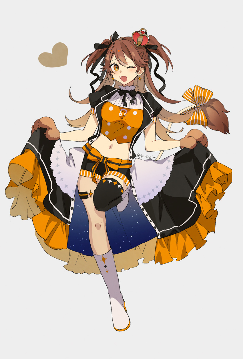 1girl :3 animal_hands bangs black_jacket black_shorts black_thighhighs blush boots bow bowtie breasts brown_hair crown earrings fangs full_body gim_(gim-gim-3919) gloves grey_background hair_ribbon half-skirt heart highres jacket jewelry lion_tail long_hair looking_at_viewer midriff mini_crown navel one_eye_closed open_clothes open_jacket open_mouth orange_eyes paw_gloves puffy_short_sleeves puffy_sleeves re:act ribbon shirt shishigami_leona short_shorts short_sleeves shorts simple_background single_thighhigh skirt_hold small_breasts smile solo standing standing_on_one_leg tail thigh_strap thighhighs twitter_username two_side_up virtual_youtuber