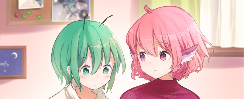 2girls ahoge animal_ears antenna_hair bangs bird_ears blurry blurry_background choujuu_gigaku closed_mouth green_eyes green_hair hair_between_eyes highres kasodani_kyouko multiple_girls mystia_lorelei namauni photo_(object) picture_(object) pink_eyes pink_hair portrait red_sweater short_hair smile sweater touhou wriggle_nightbug