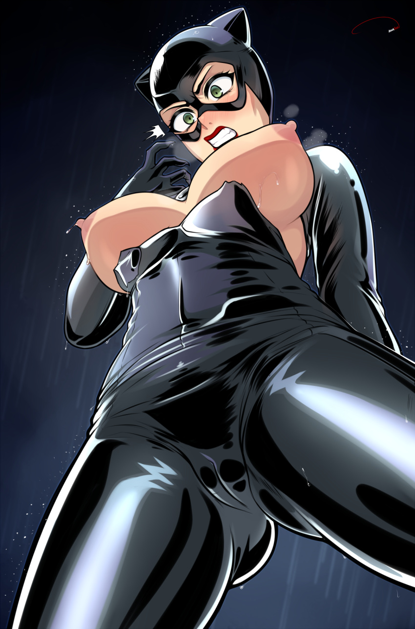 1girl aldharoku animal_ears bangs blush bodysuit breasts cat_ears catwoman cowboy_shot dc_comics gloves green_eyes grin hand_up highres large_breasts legs_apart looking_at_viewer nipples rain red_lips shiny_clothes signature smile solo teeth torn_bodysuit torn_clothes