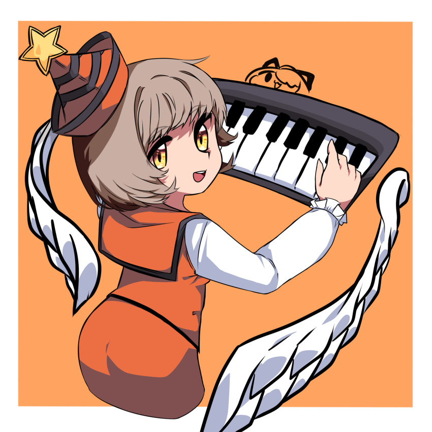 1girl bangs brown_hair commentary_request cowboy_shot frilled_sleeves frills from_behind hat hat_ornament highres instrument keyboard_(instrument) kurodani_yamame long_sleeves looking_at_viewer looking_back lyrica_prismriver open_mouth orange_background red_headwear red_skirt red_vest rinyamame shirt short_hair skirt skirt_set smile solo star_(symbol) star_hat_ornament touhou vest white_shirt yellow_eyes