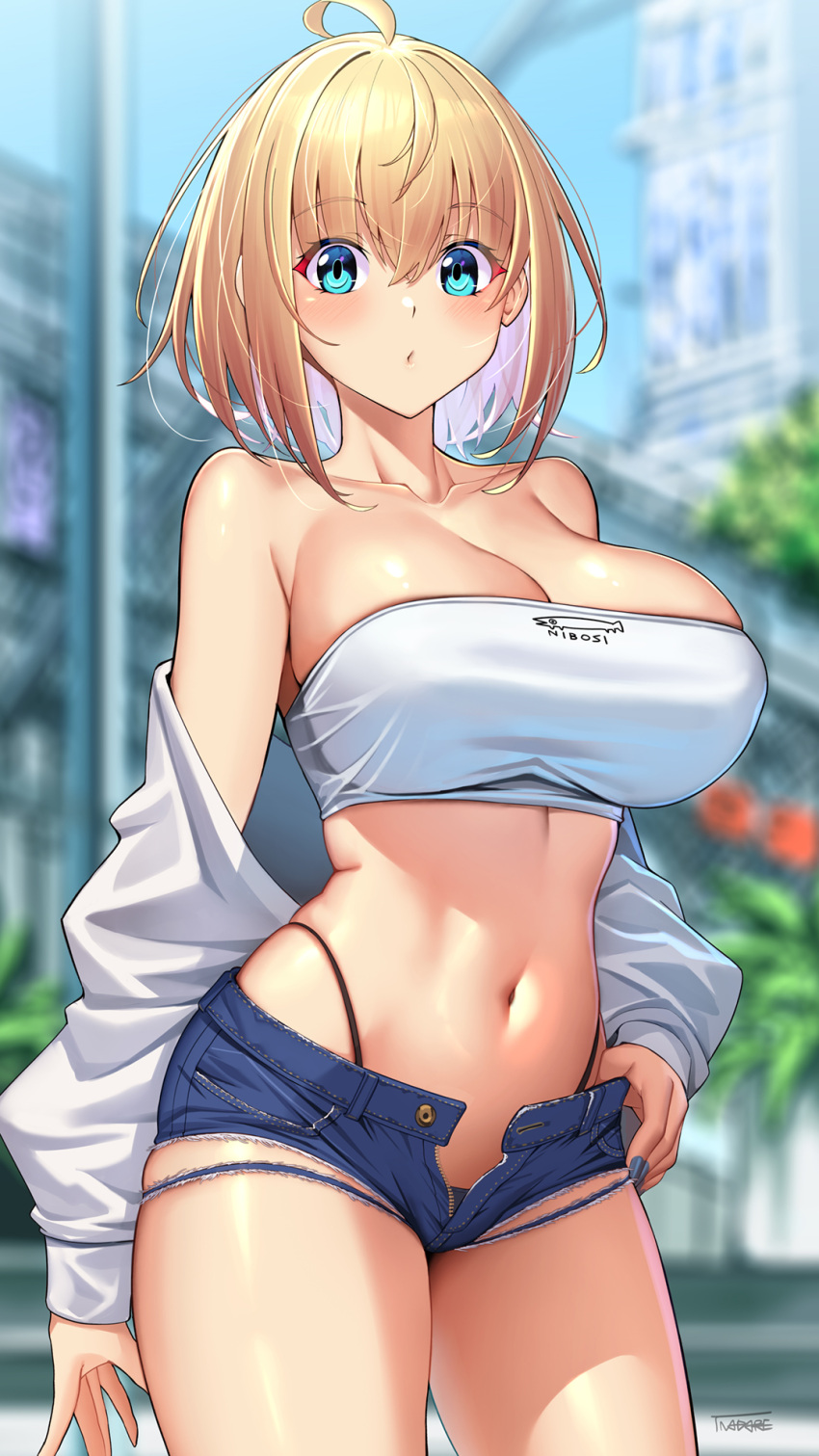 1girl artist_name bare_shoulders blonde_hair blue_eyes blue_nails blurry blurry_background breasts cleavage collarbone commentary_request fingernails hair_between_eyes hand_on_hip highres jacket large_breasts long_sleeves looking_at_viewer midriff nail_polish navel original outdoors short_hair short_shorts shorts solo sophia_f_shirring standing strapless takamine_nadare tube_top unbuttoned unbuttoned_shorts white_jacket zipper